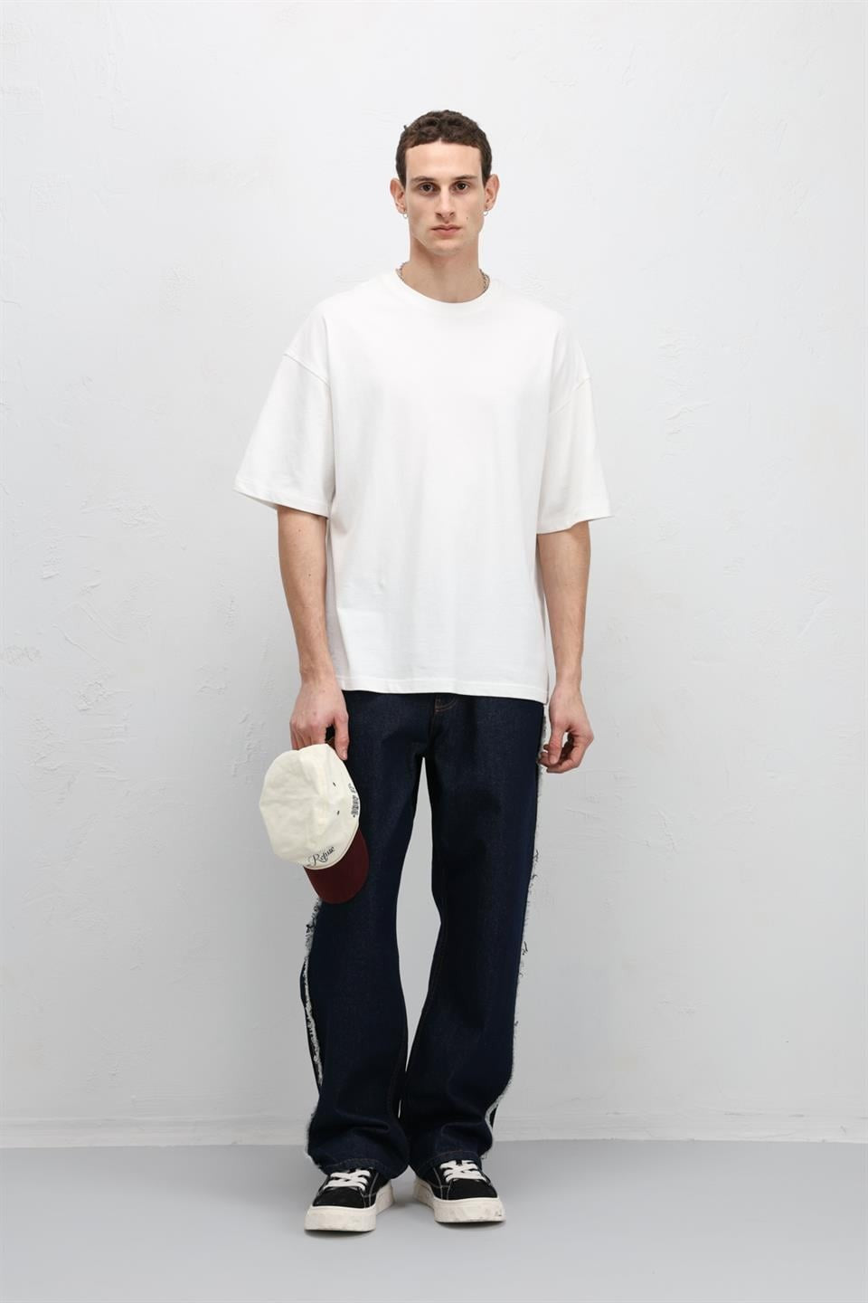 Baggy Jeans with Side Seam Details