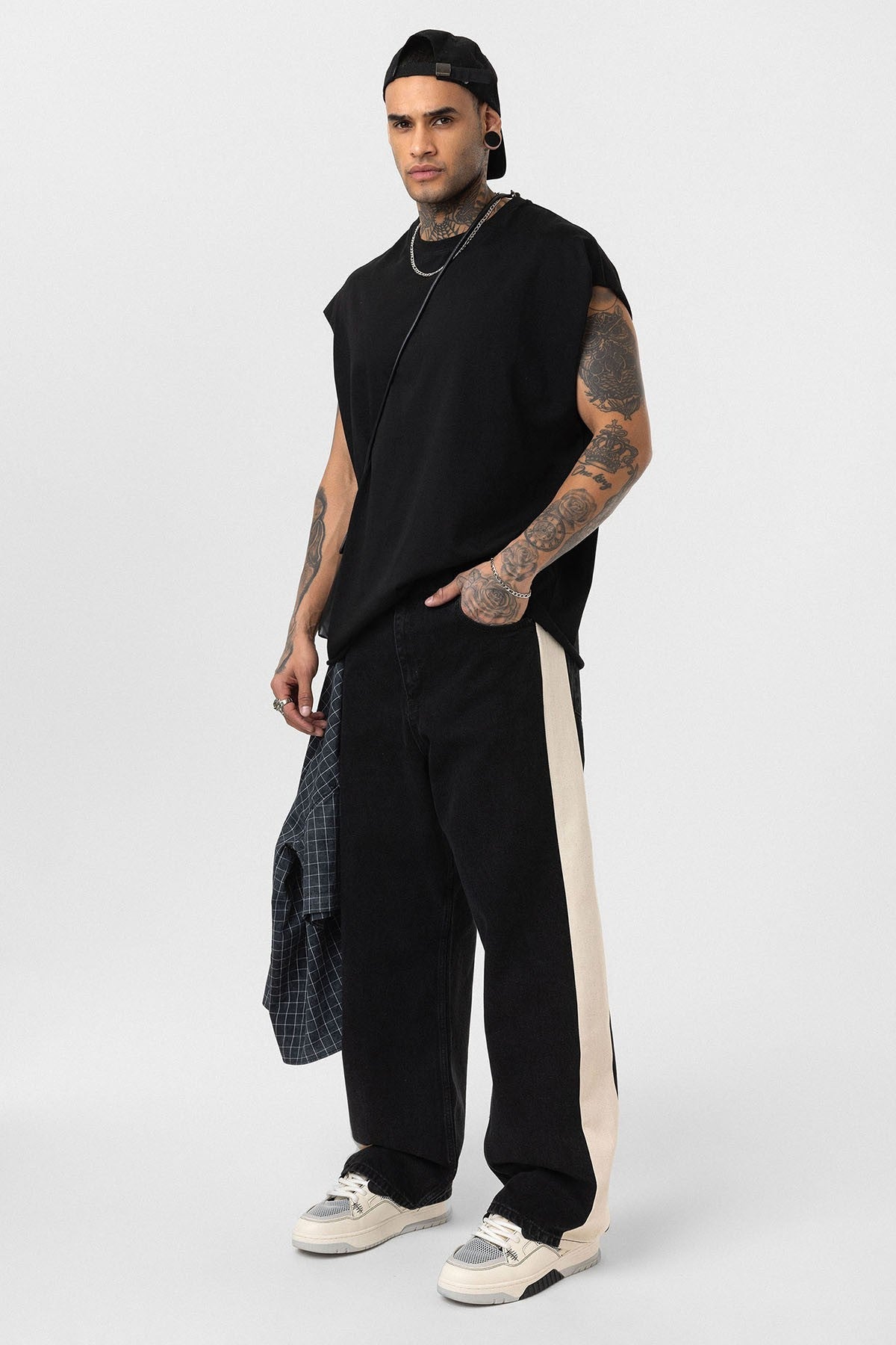 Baggy-Fit Jeans with Side Stripes