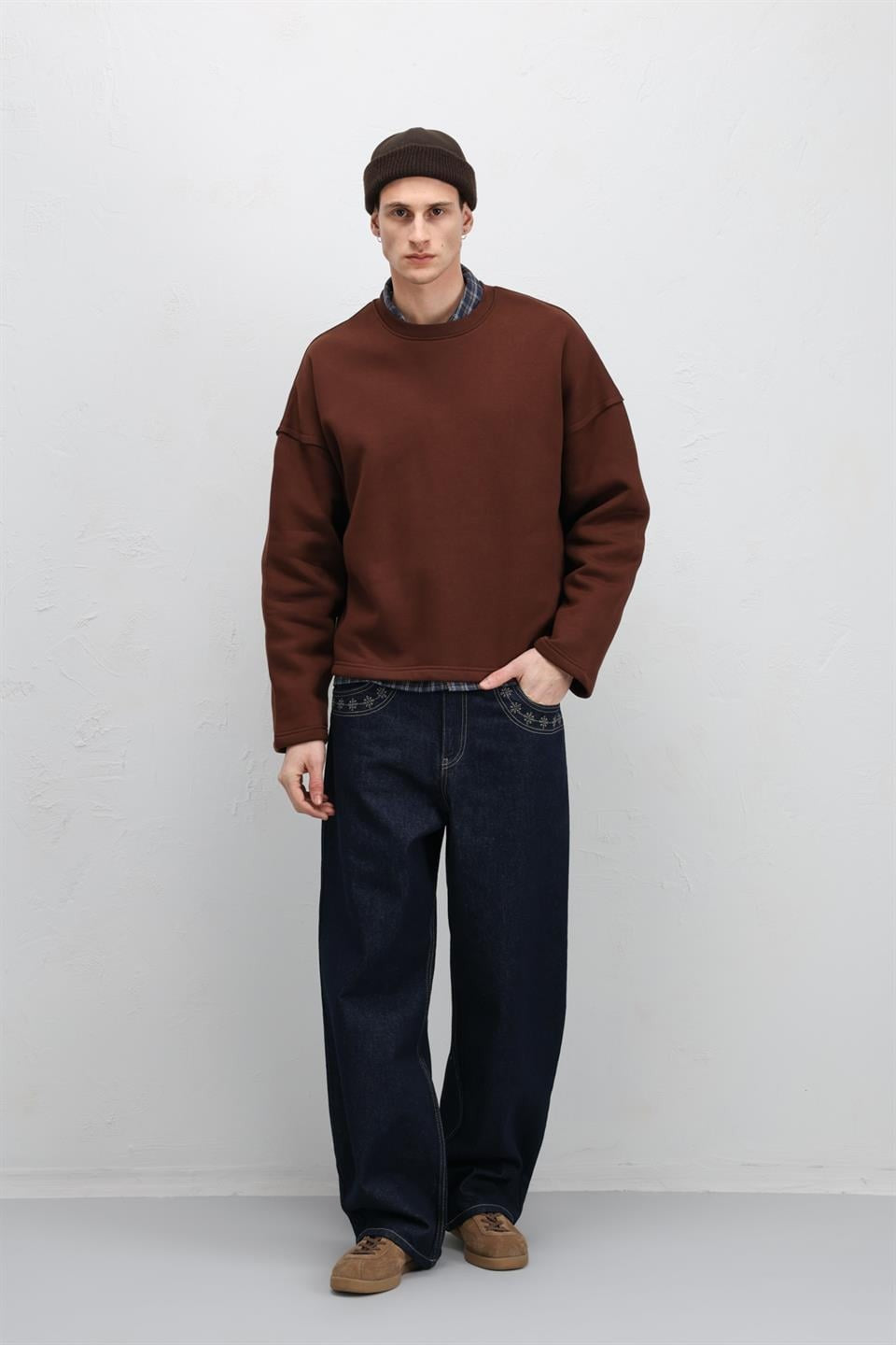 Relaxed-Fit Jeans with Pocket Details