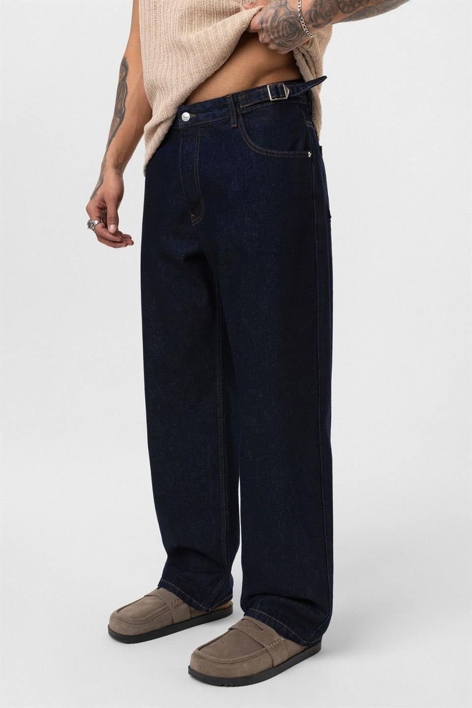 Relaxed-Fit Jeans