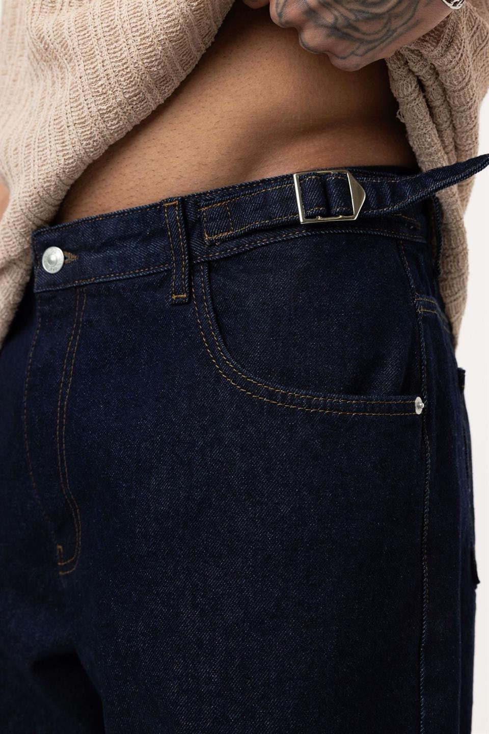 Relaxed-Fit Jeans