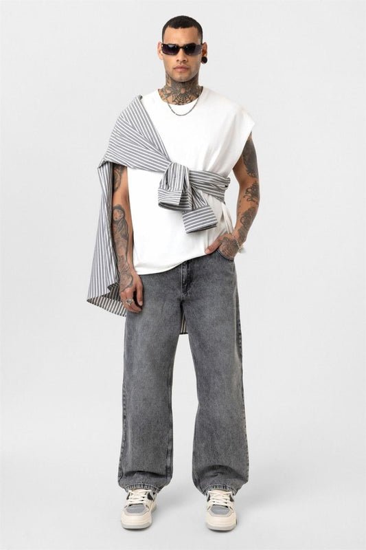 Relaxed-Fit Jeans
