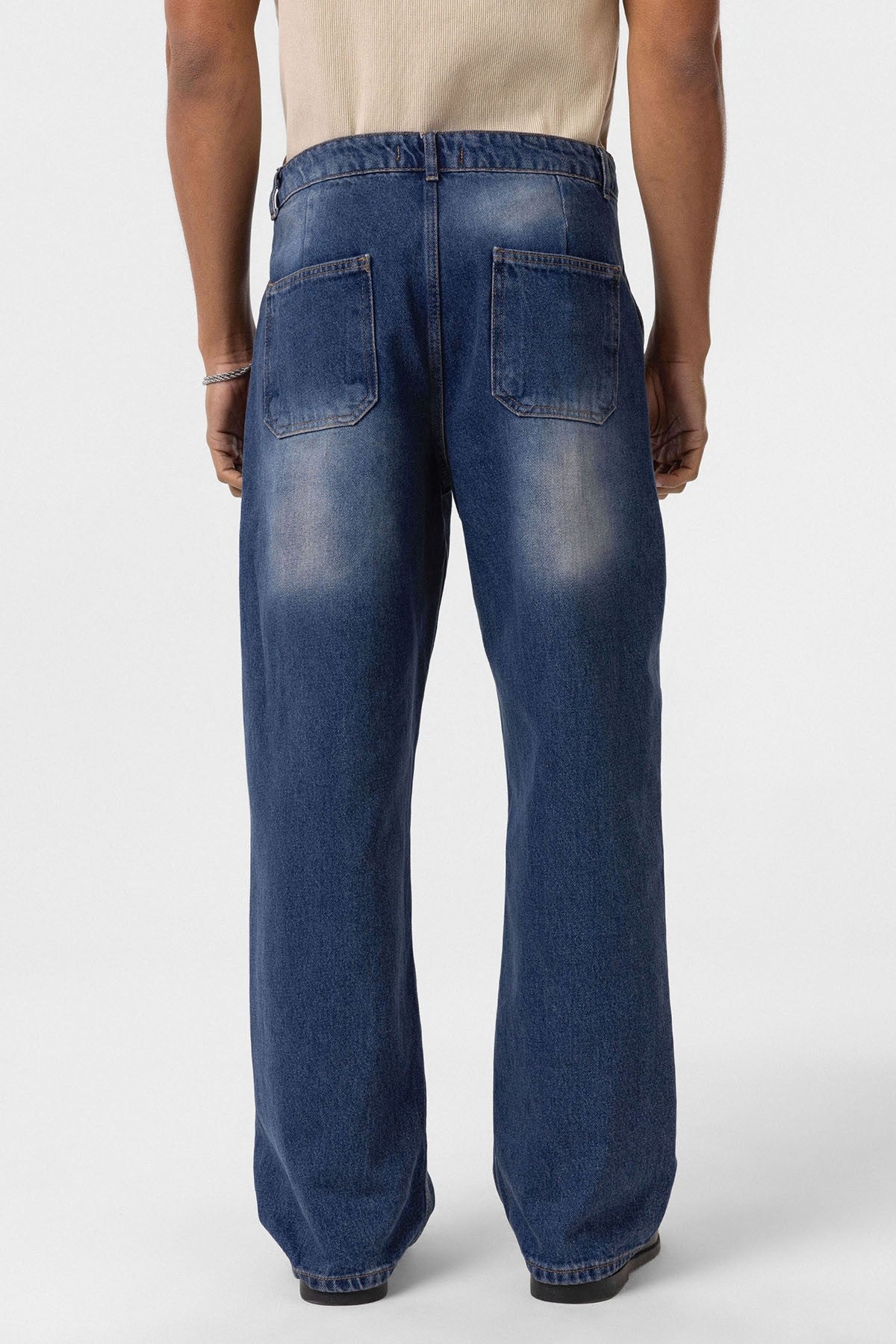 Baggy-Fit Jeans with Detailed Pockets