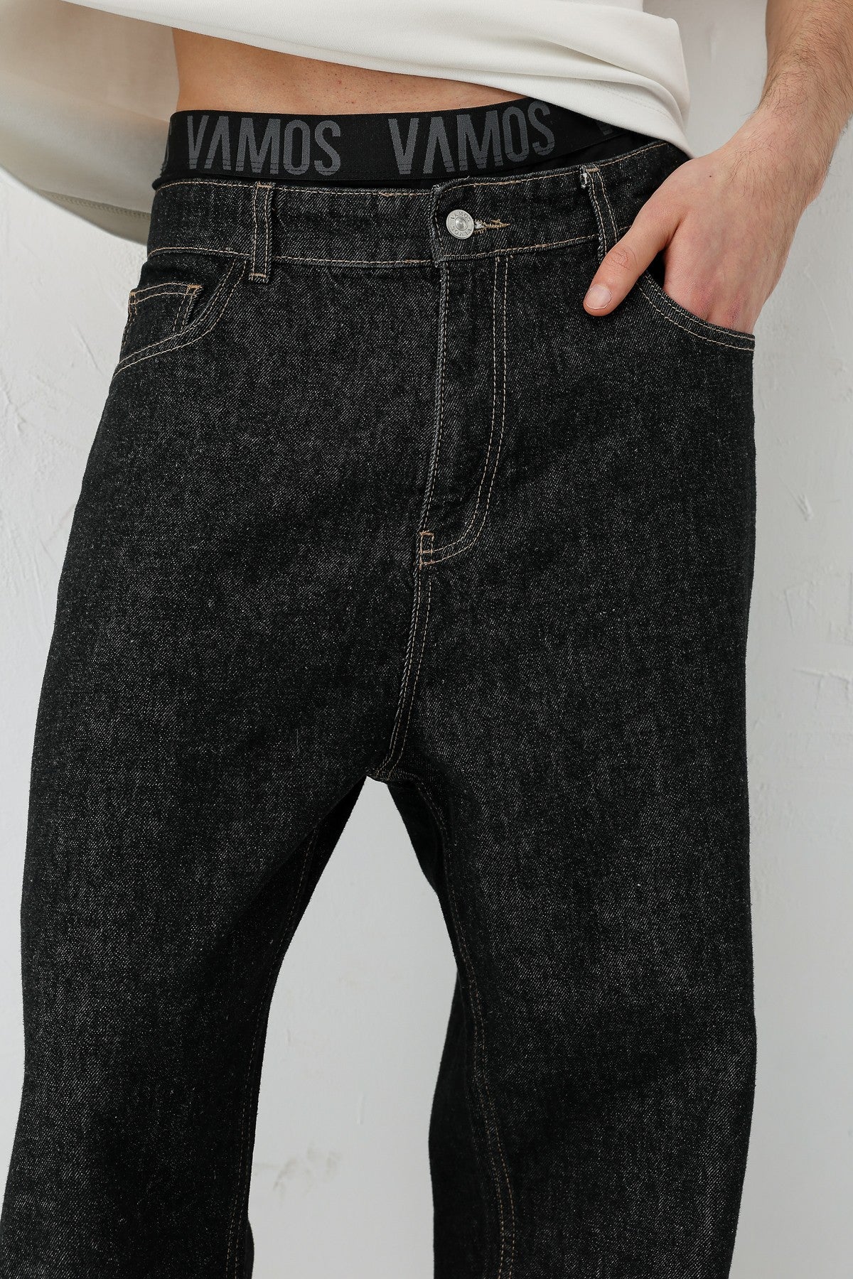 Baggy-Fit Jeans