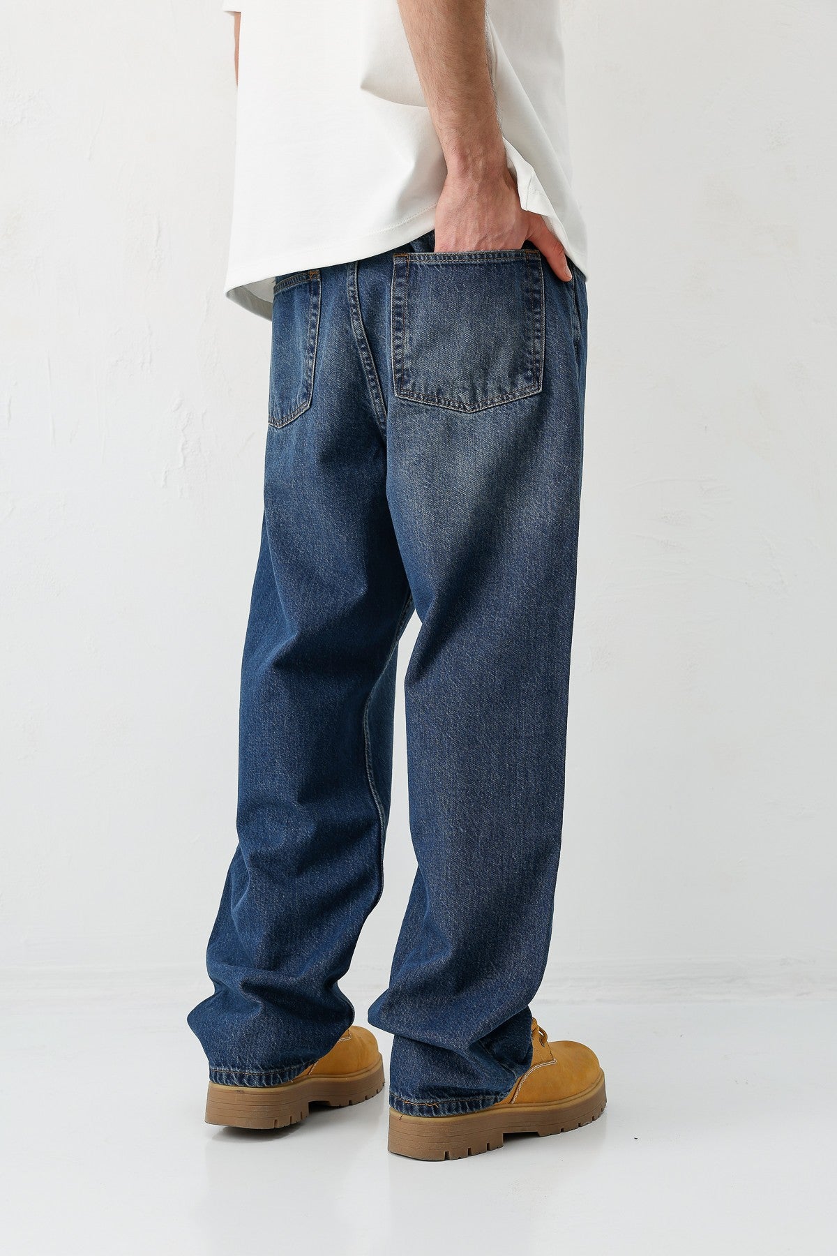 Baggy-Fit Jeans