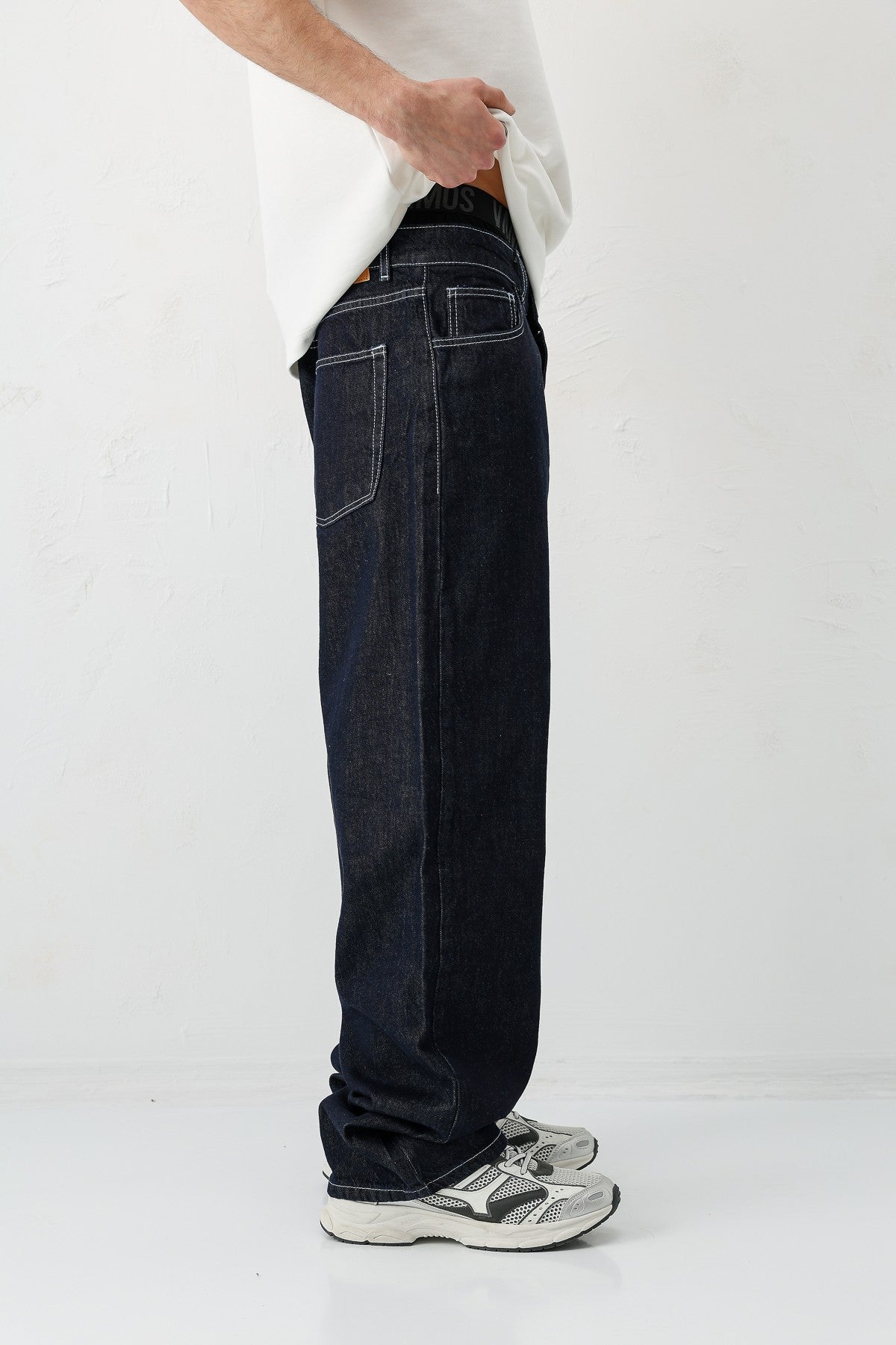 Baggy-Fit Jeans