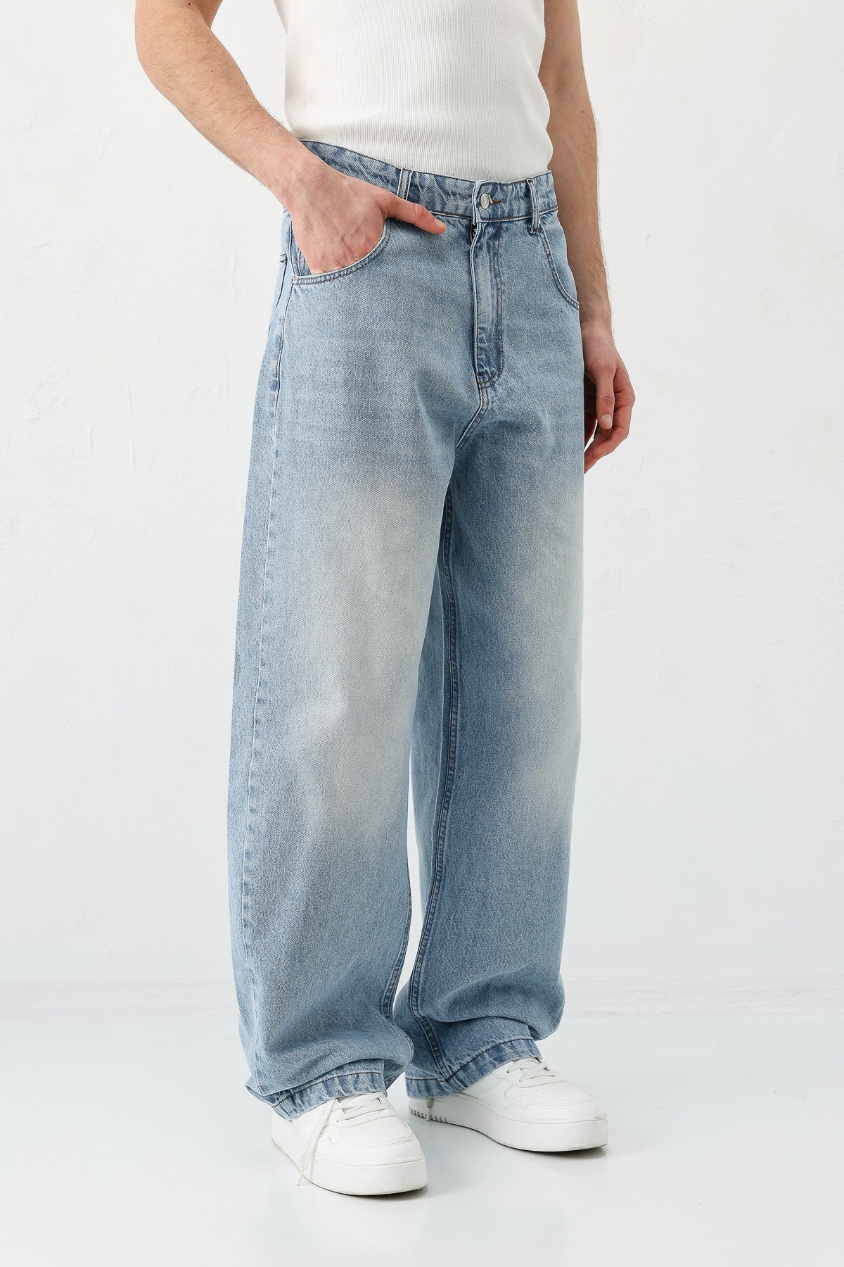 Super Baggy Fit Jeans