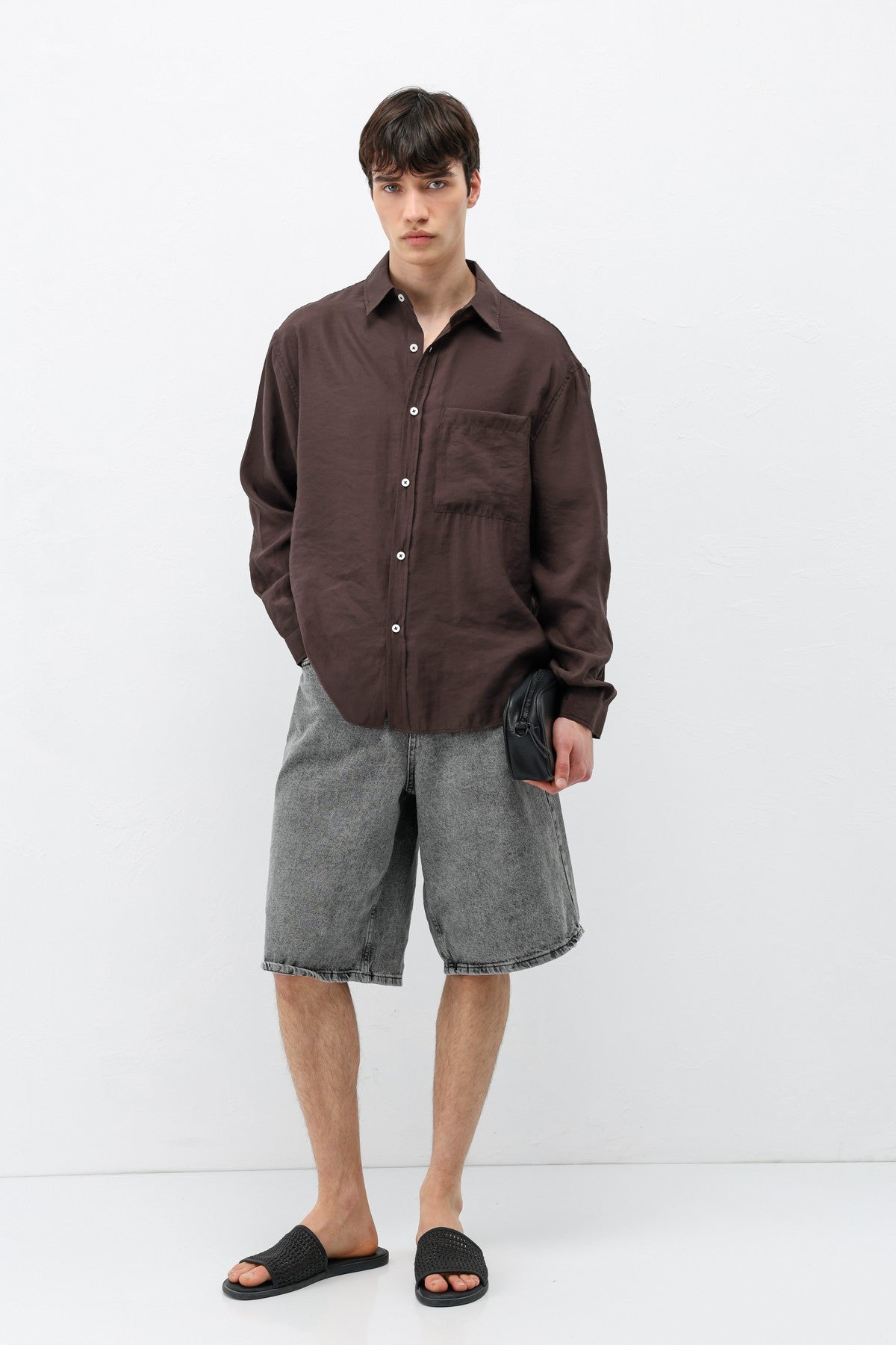 Oversized Shirt with Pockets Made of Modal Fabric