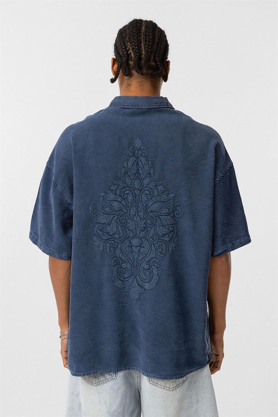 Oversized Tensel Shirt with Back Print