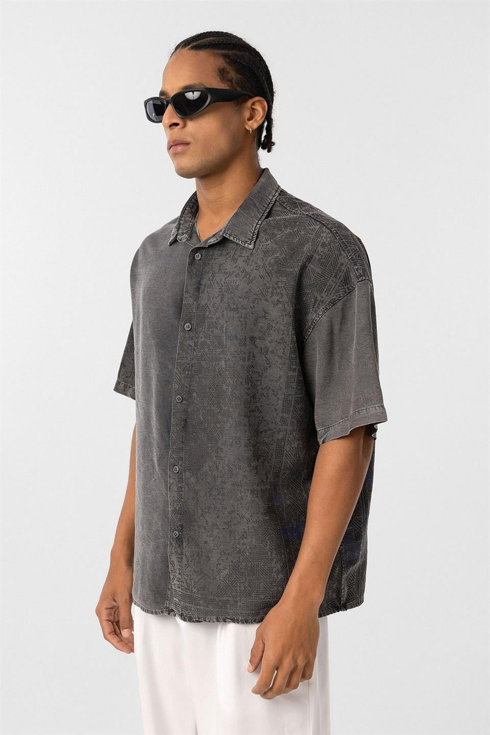Oversized Short-Sleeve Tensel Shirt with a Washed Look