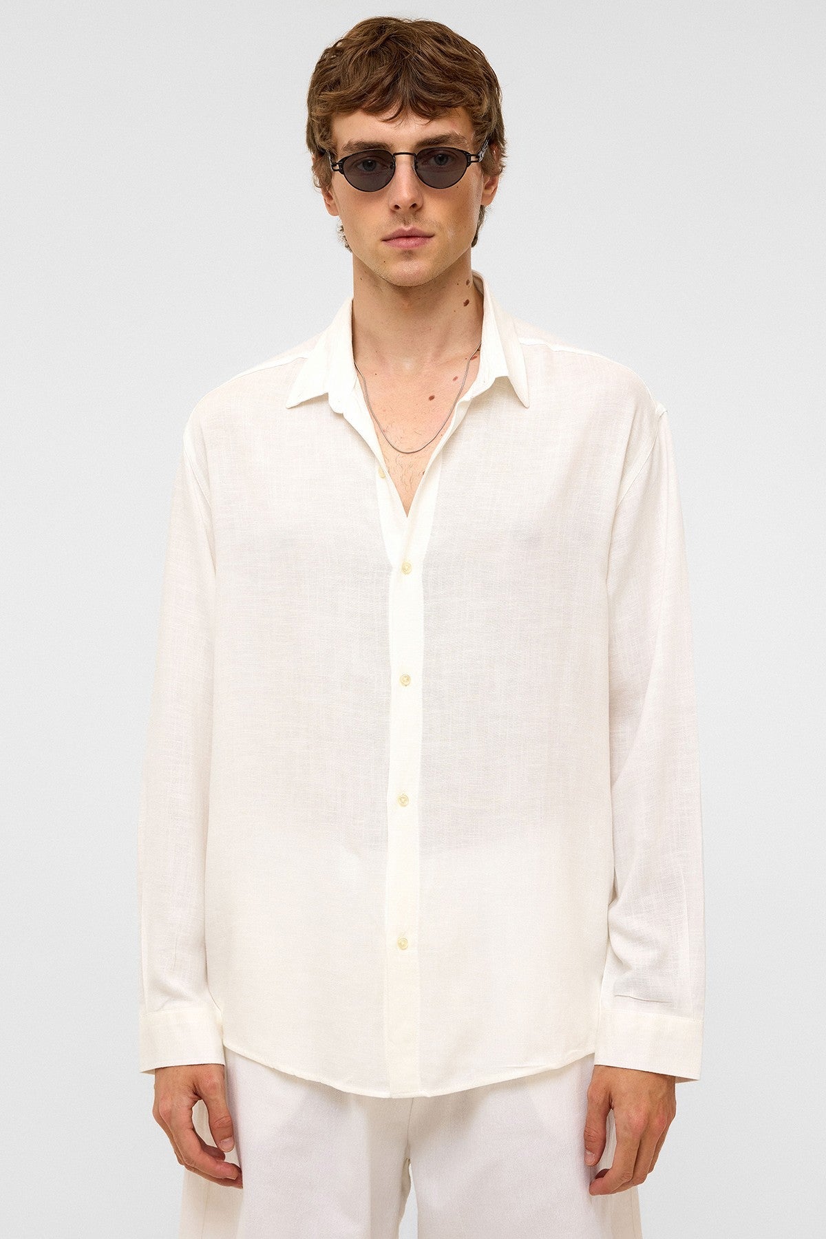 Oversized Long-Sleeved Linen Shirt
