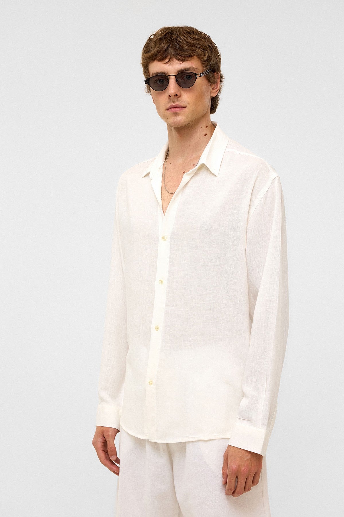 Oversized Long-Sleeved Linen Shirt