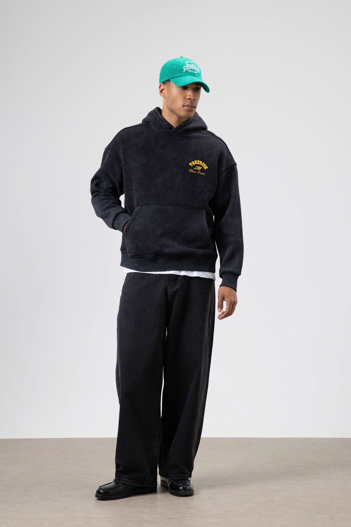 Oversized, Pre-Washed, Boxy-Fit Hooded Sweatshirt