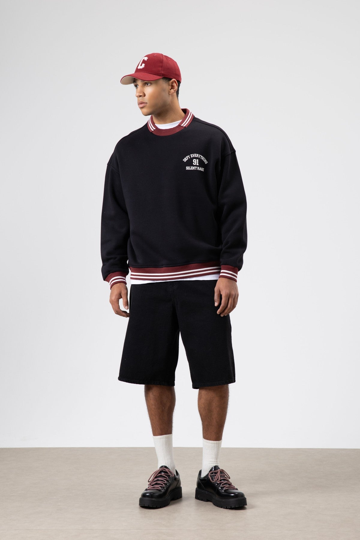 Oversized Collar Sweatshirt with Embroidery Details