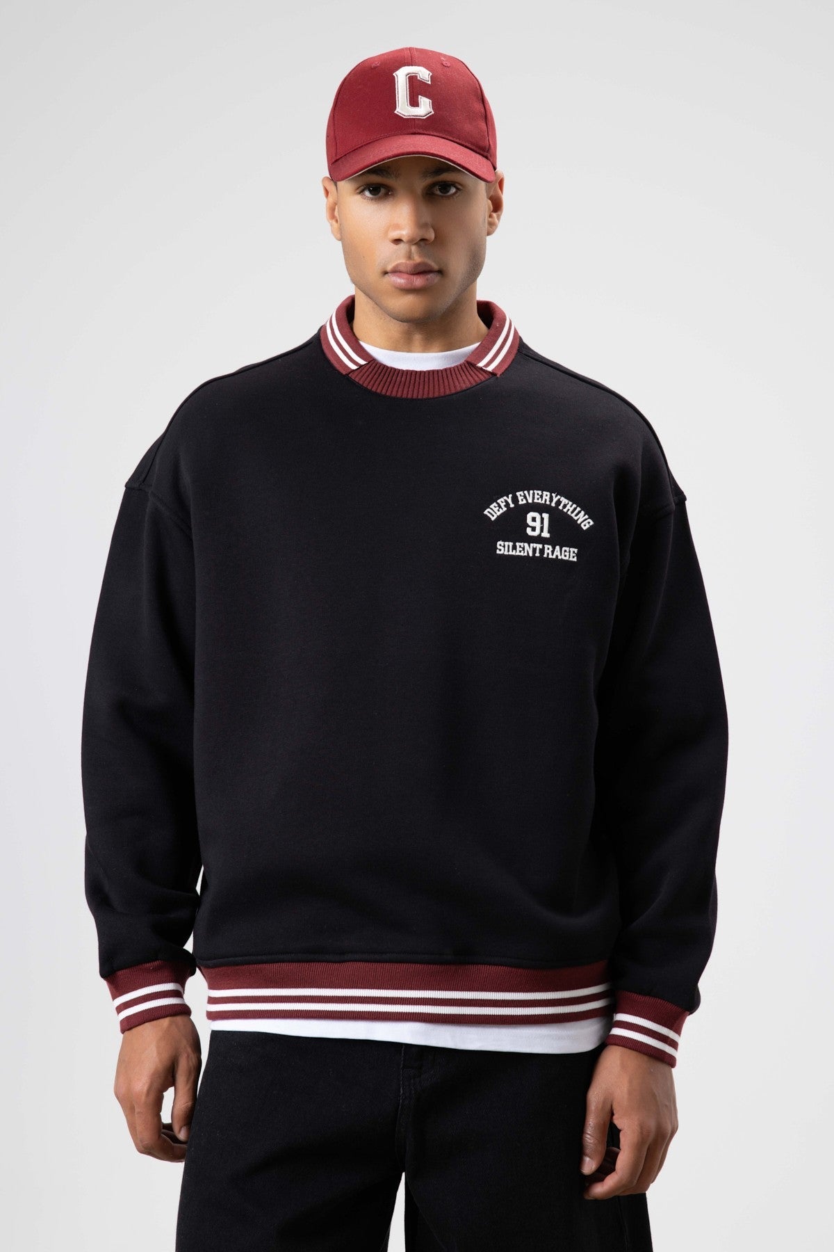 Oversized Collar Sweatshirt with Embroidery Details
