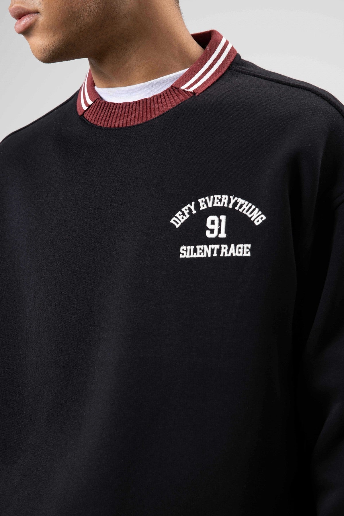 Oversized Collar Sweatshirt with Embroidery Details