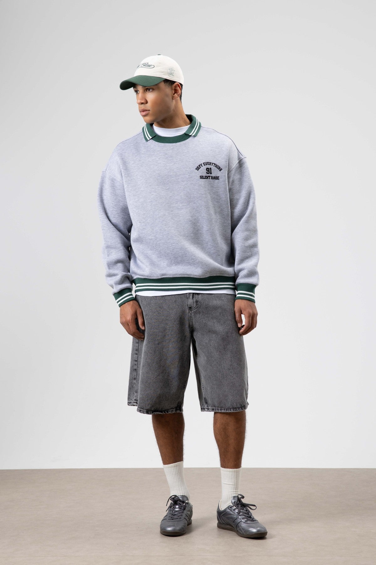 Oversized Collar Sweatshirt with Embroidery Details