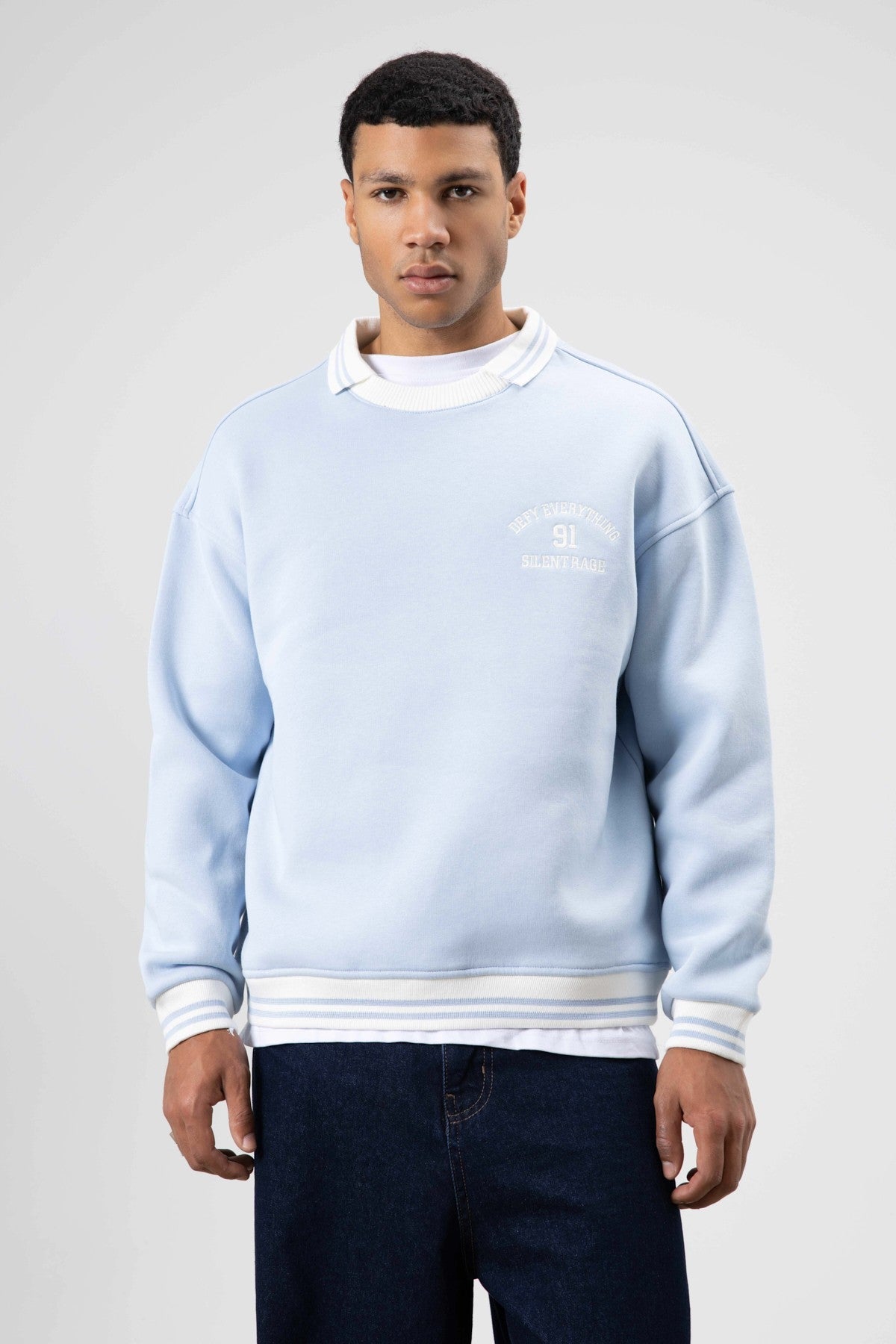 Oversized Collar Sweatshirt with Embroidery Details