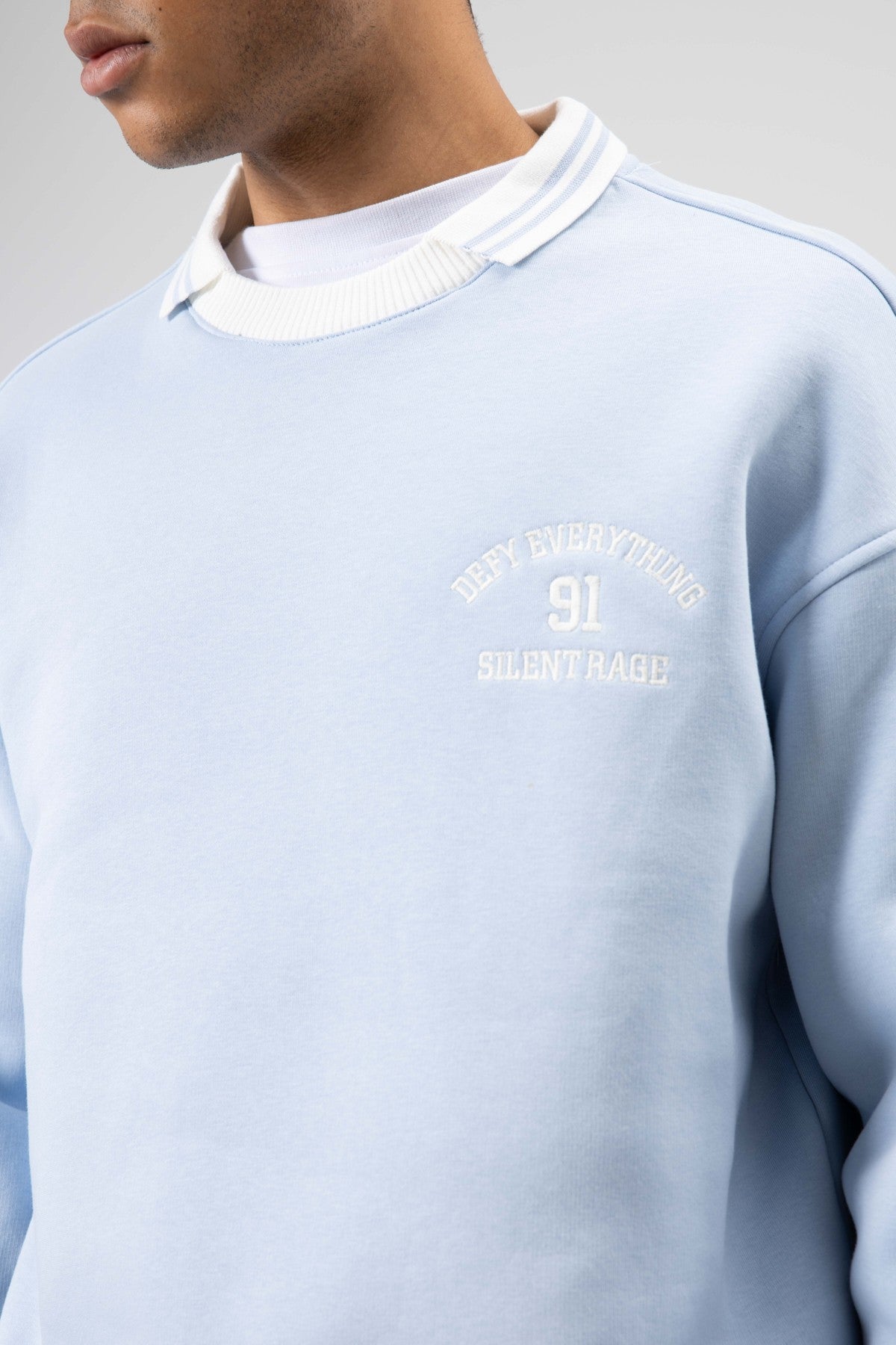 Oversized Collar Sweatshirt with Embroidery Details