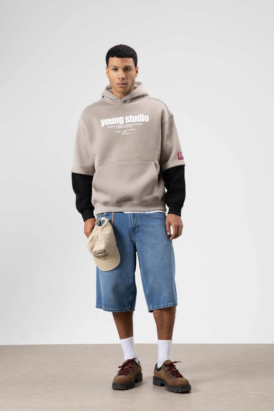 Oversized Printed Hooded Sweatshirt in Light Mink