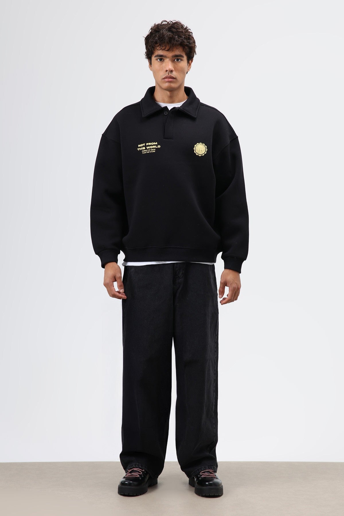 Oversized Printed Washed Sweatshirt with Polo Collar
