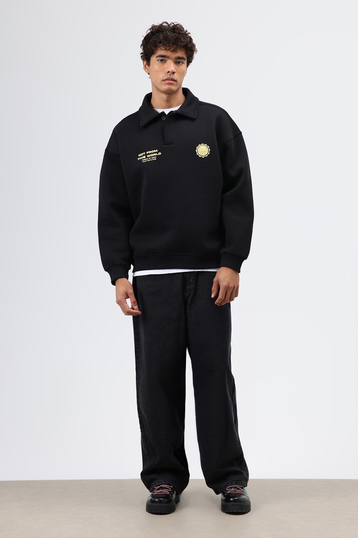 Oversized Printed Washed Sweatshirt with Polo Collar