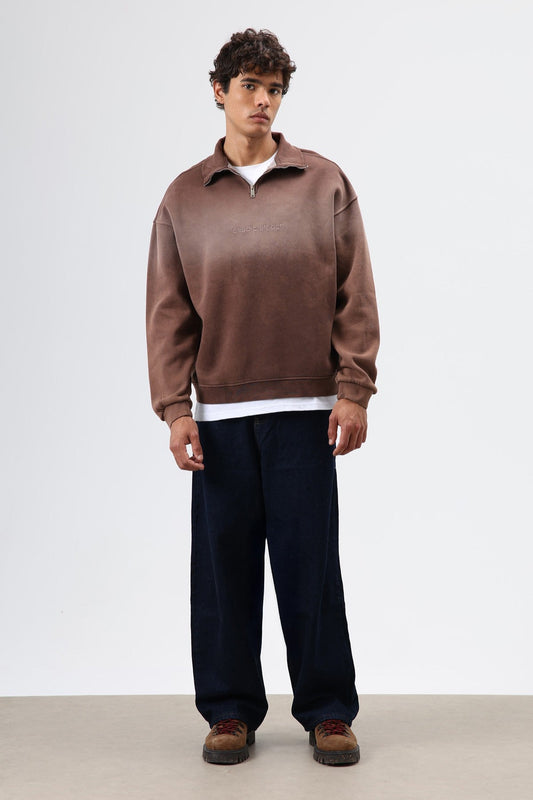 Oversized Sweatshirt with a Collar and Zipper