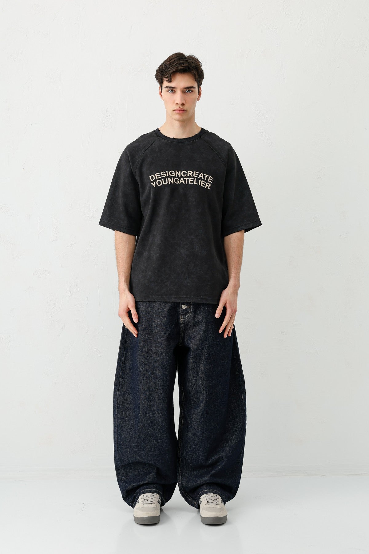 Oversized Raglan-Sleeve T-Shirt with Printed Text