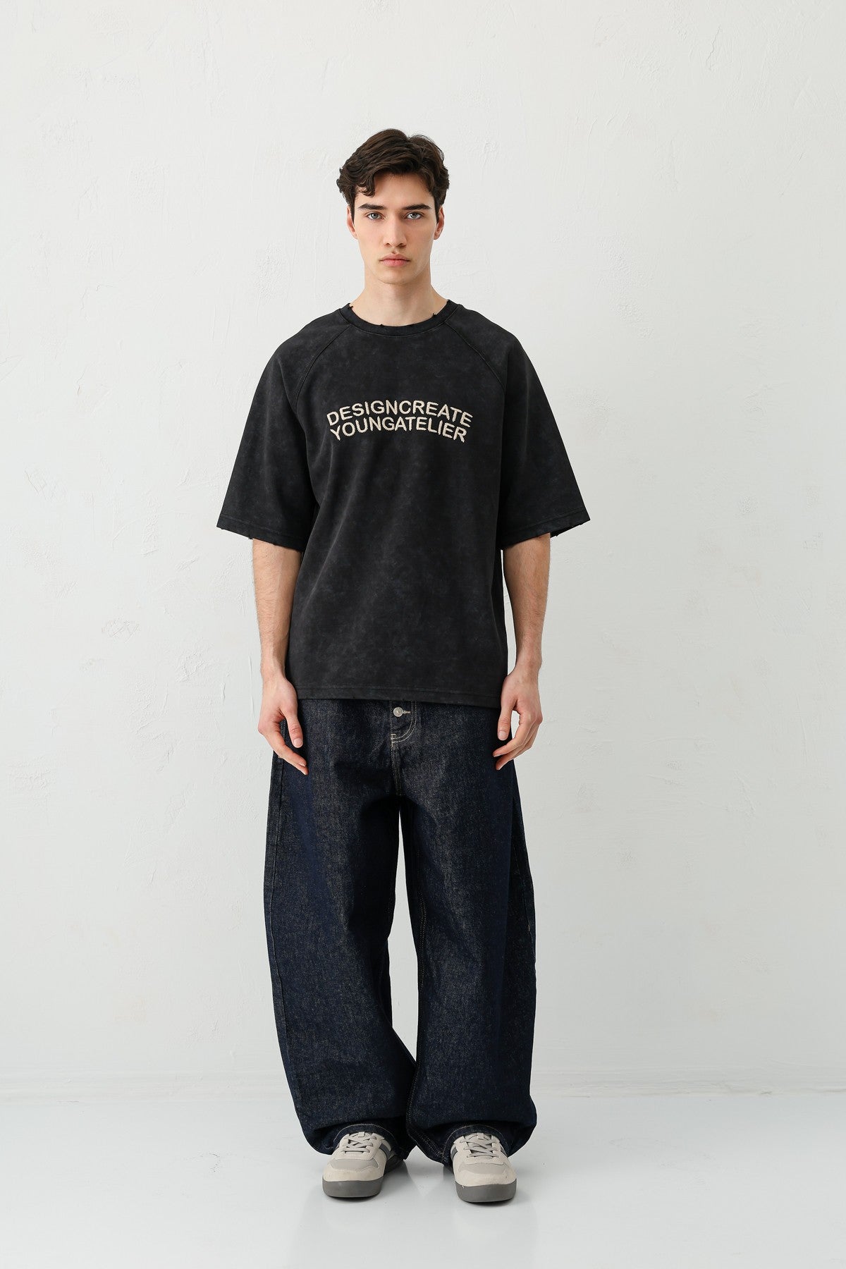 Oversized Raglan-Sleeve T-Shirt with Printed Text