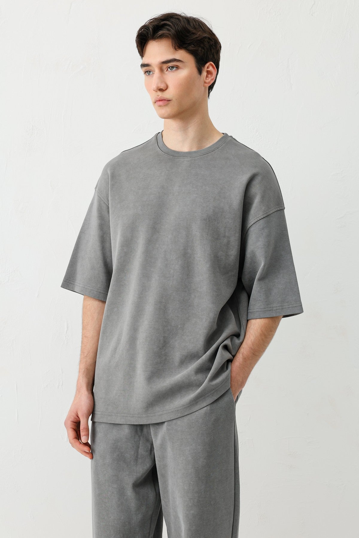 Short-Sleeved, Washed Oversized T-Shirt
