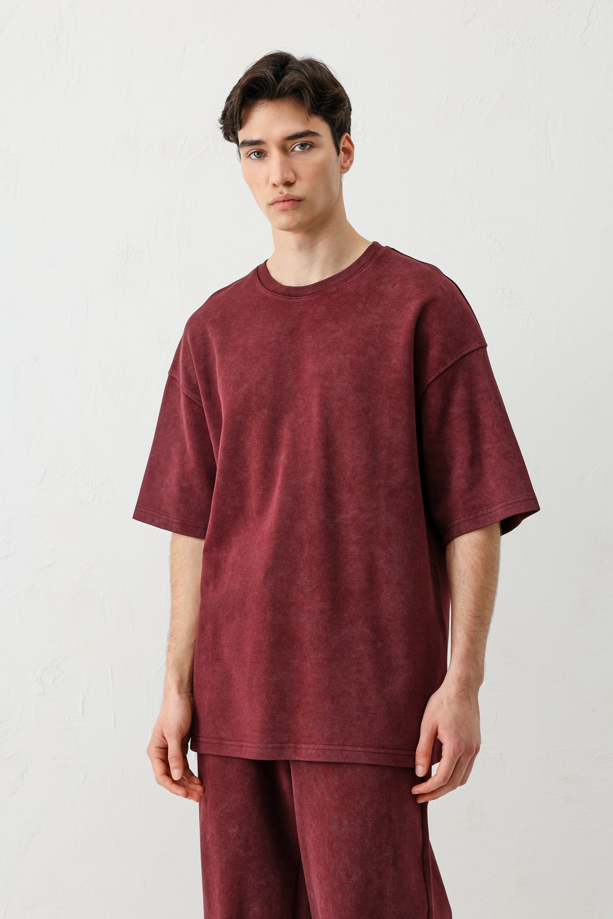 Short-Sleeved, Washed Oversized T-Shirt
