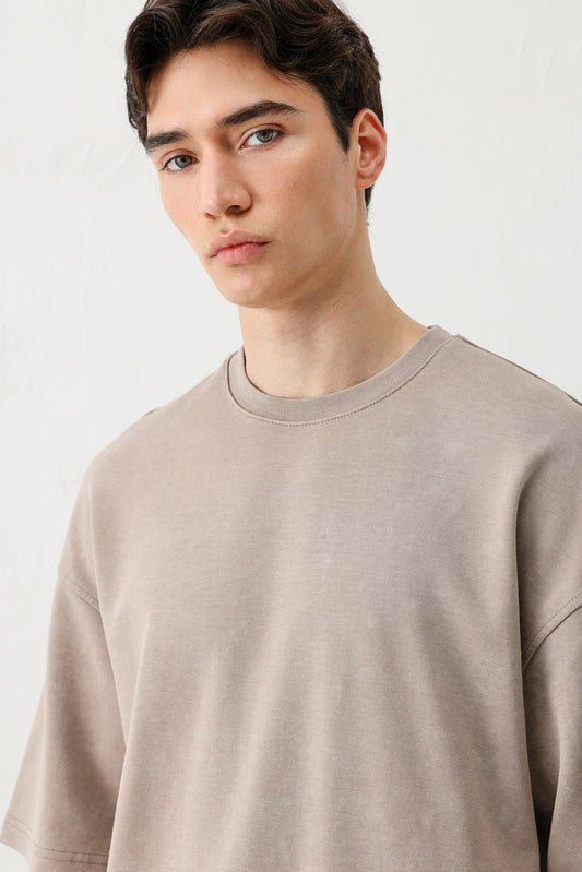 Short-Sleeved, Washed Oversized T-Shirt