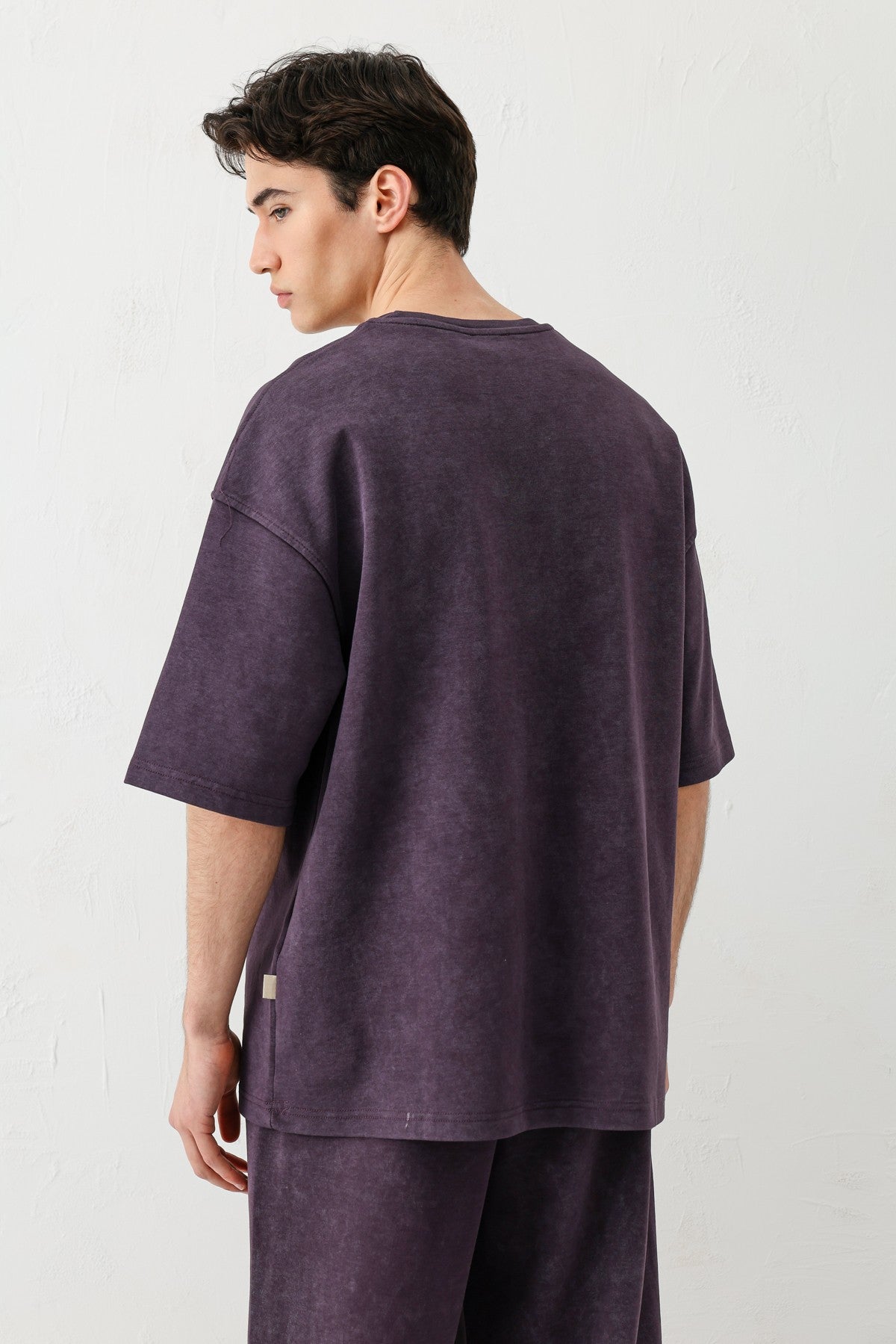 Short-Sleeved, Washed Oversized T-Shirt