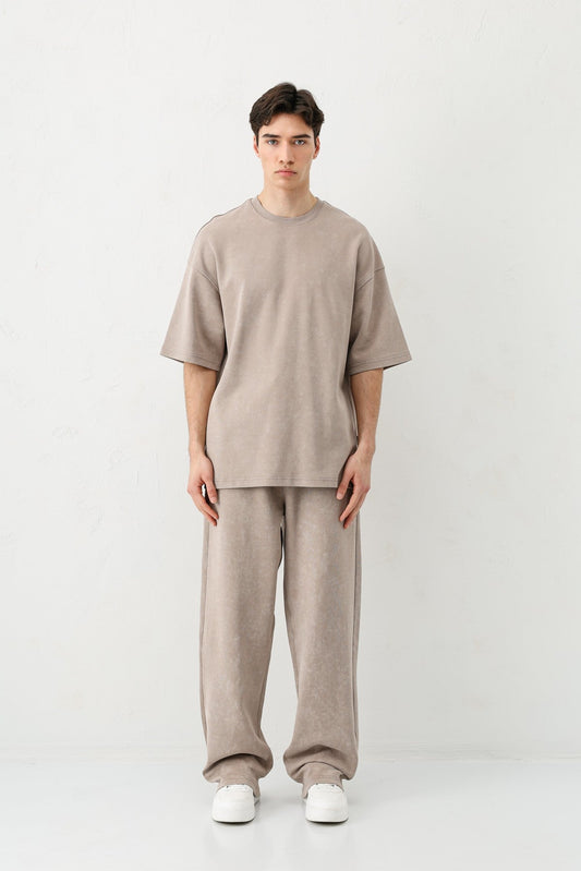 Short-Sleeved, Washed Oversized T-Shirt