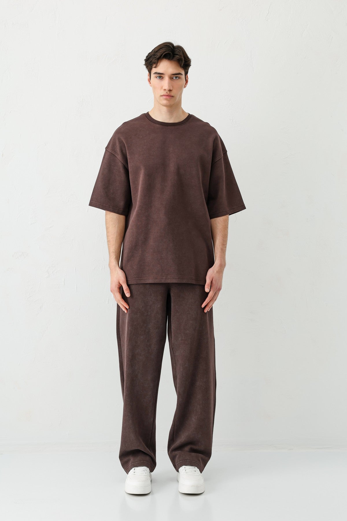 Short-Sleeved, Washed Oversized T-Shirt