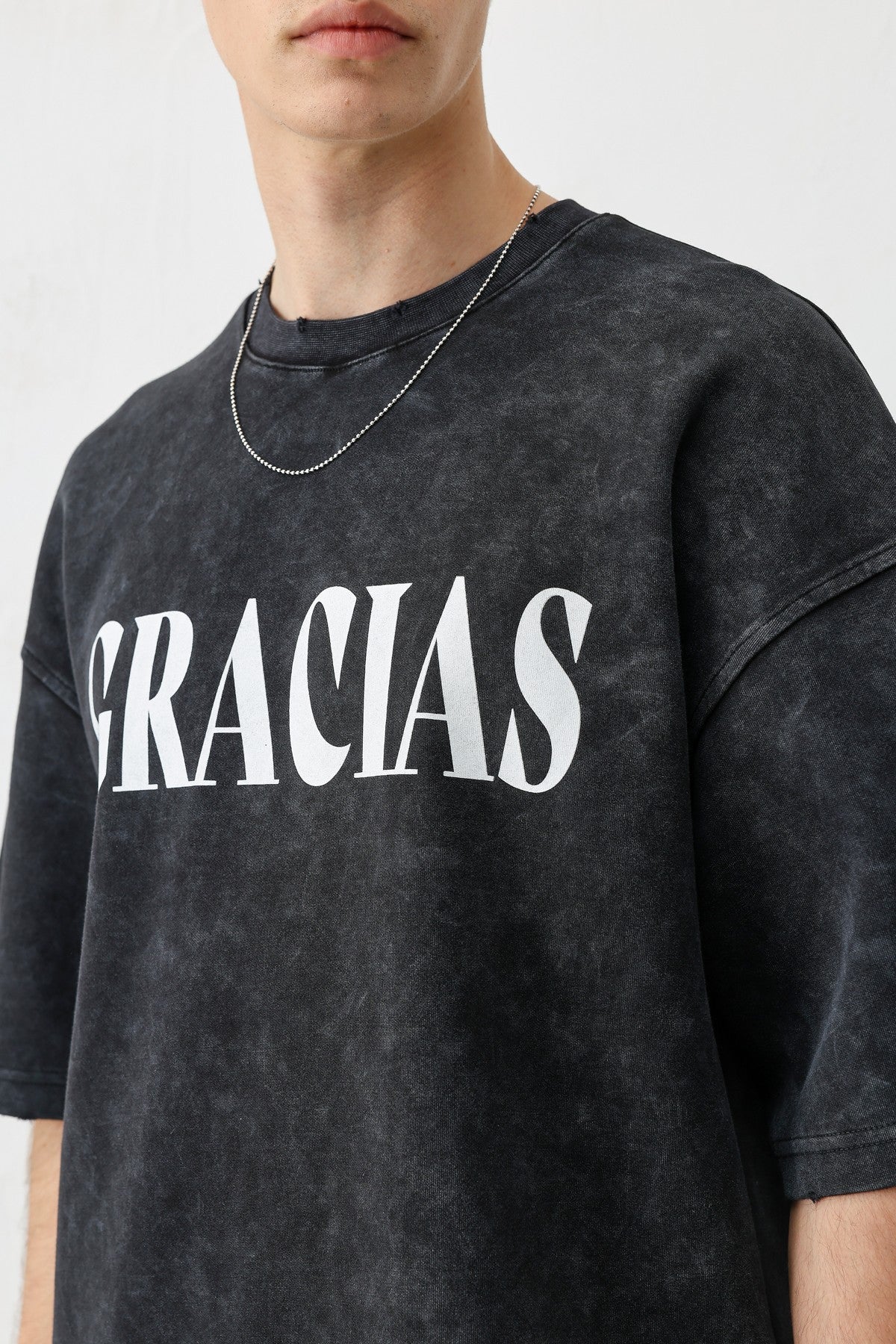 Oversized "Gracias" Printed T-Shirt
