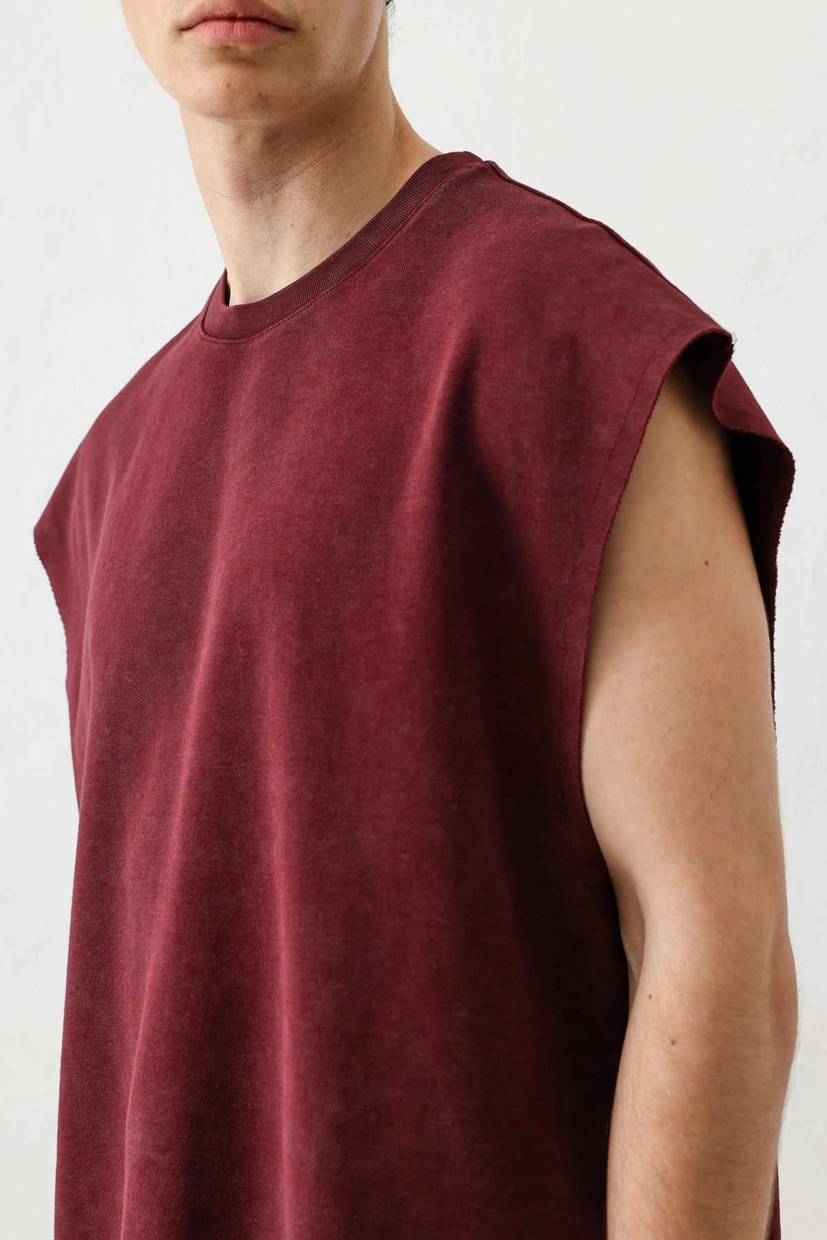 Basic Sleeveless T-Shirt