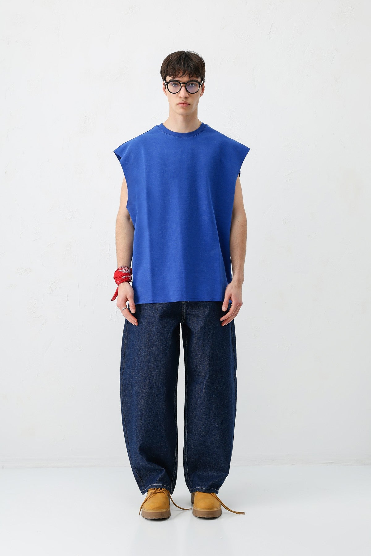 Basic Sleeveless T-Shirt
