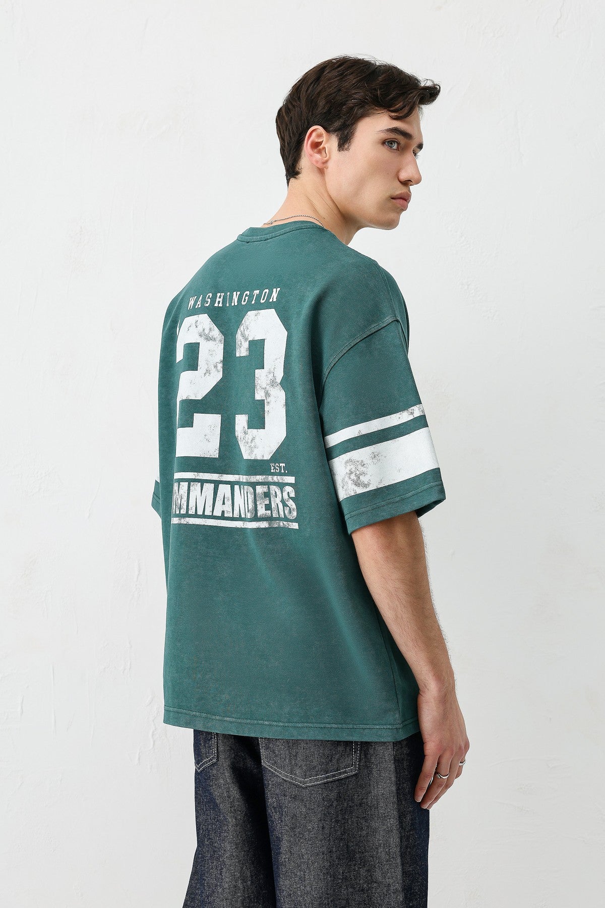 Oversized T-Shirt with V-Print and Sleeve Details