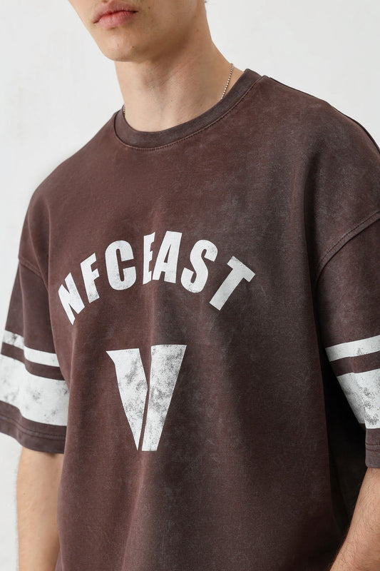 Oversized T-Shirt with V-Print and Sleeve Details