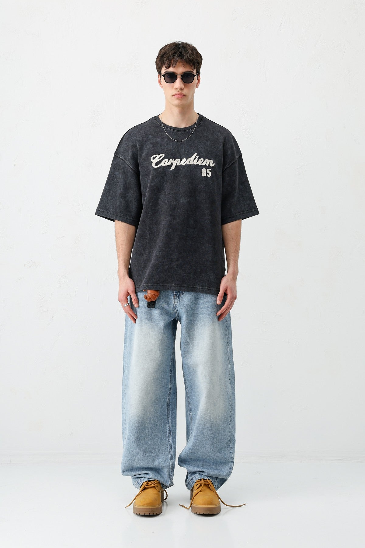 OVERSIZED WASHED T-SHIRT