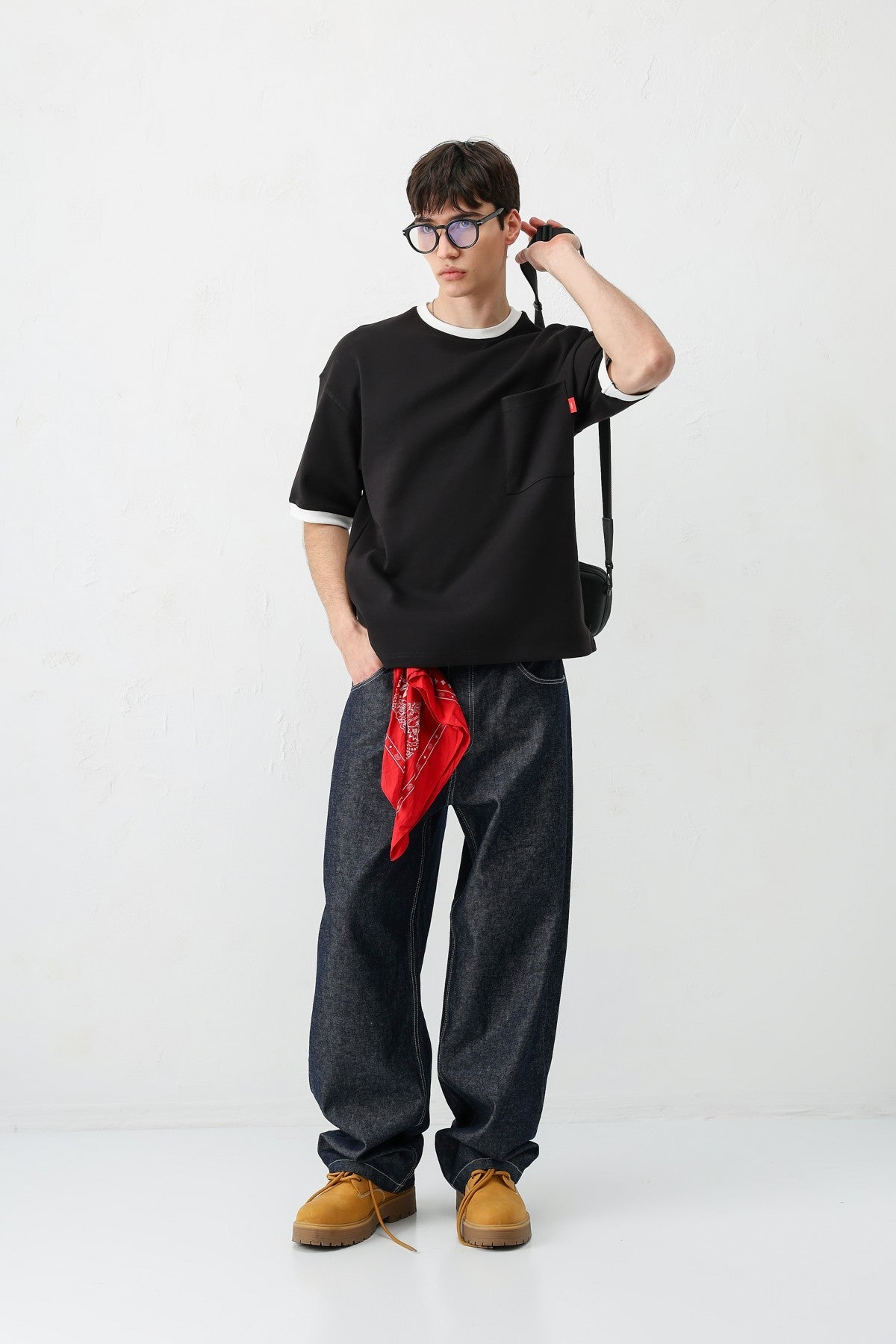 Short-Sleeved Oversized T-Shirt with Pockets