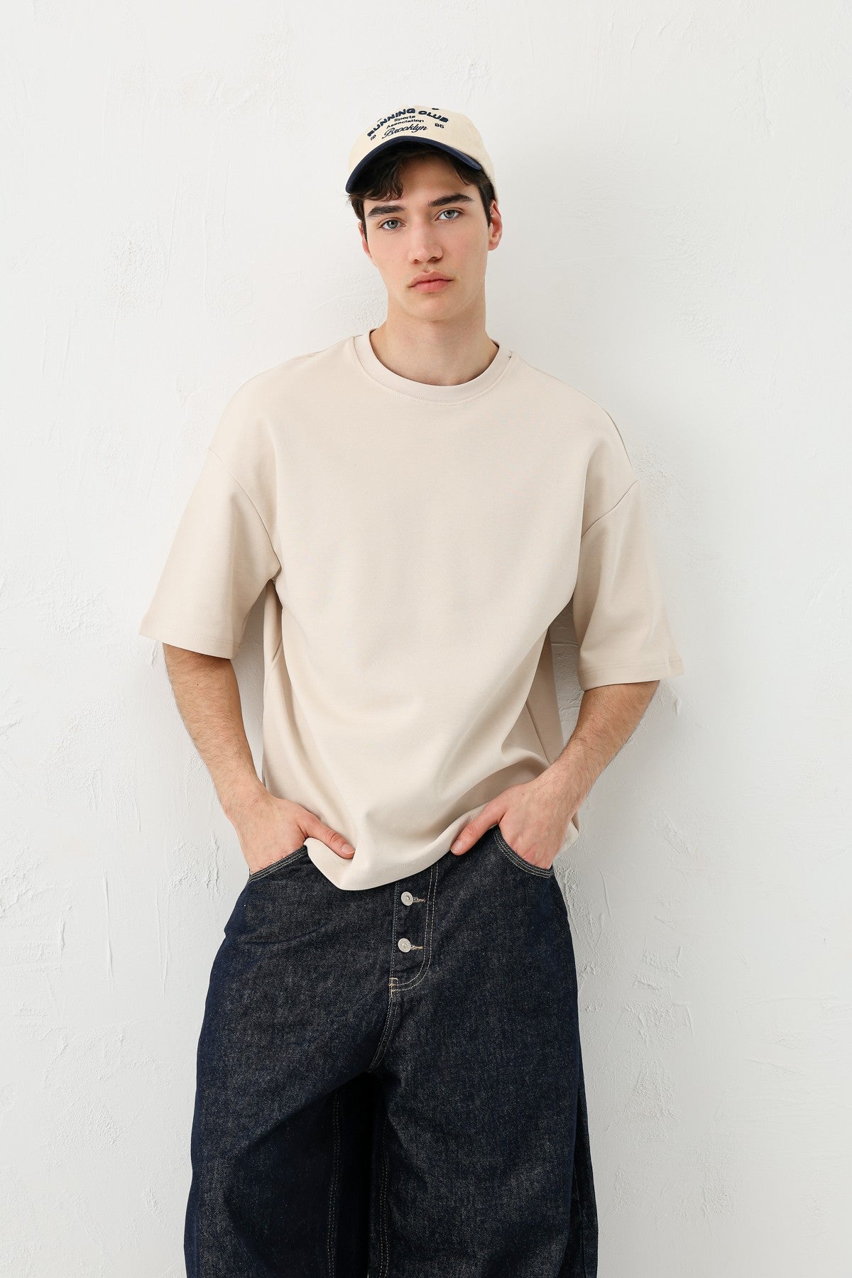 Short-Sleeved Boxy-Fit T-Shirt