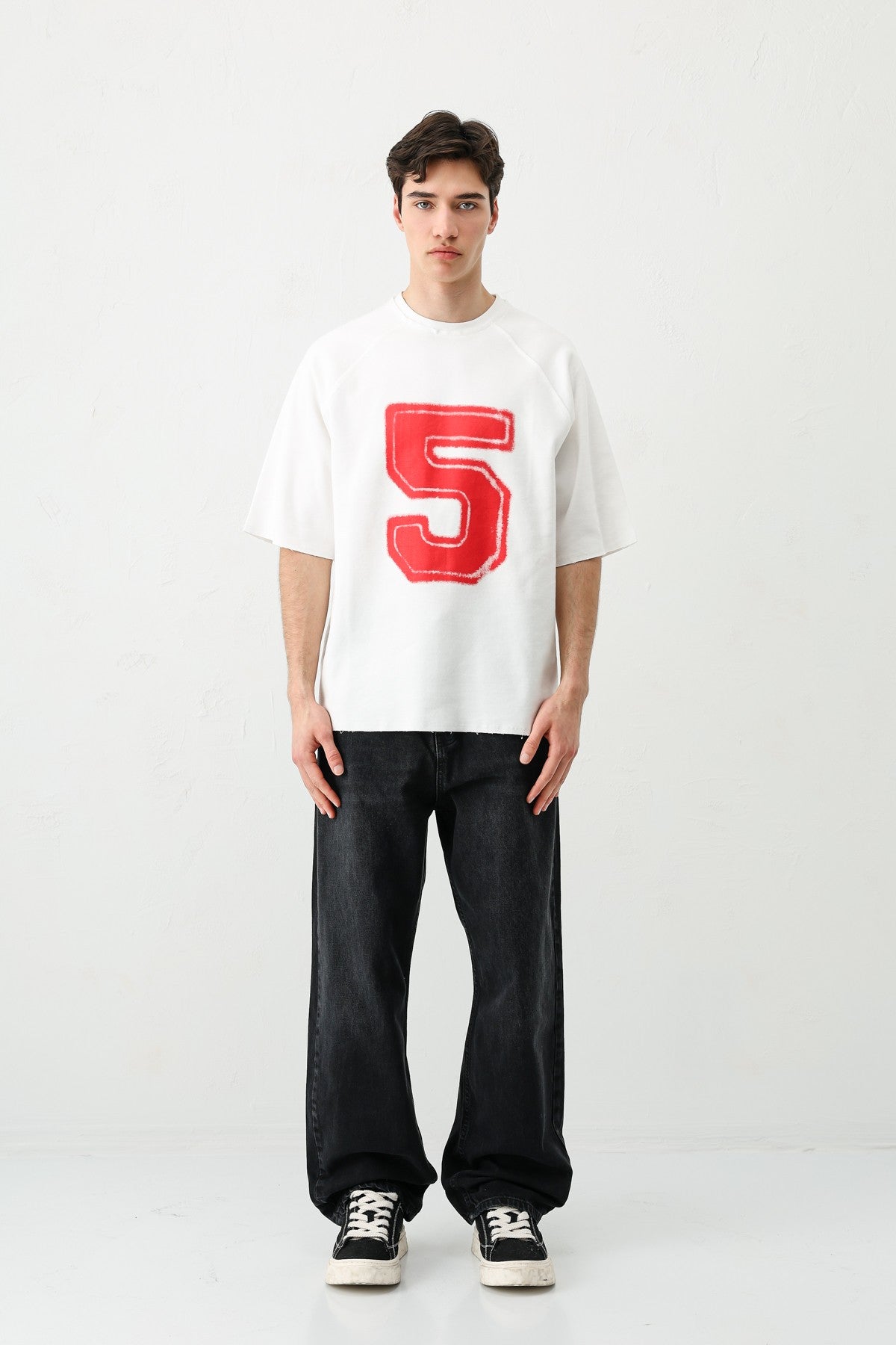 Oversized Crew Neck T-Shirt with 5 Prints