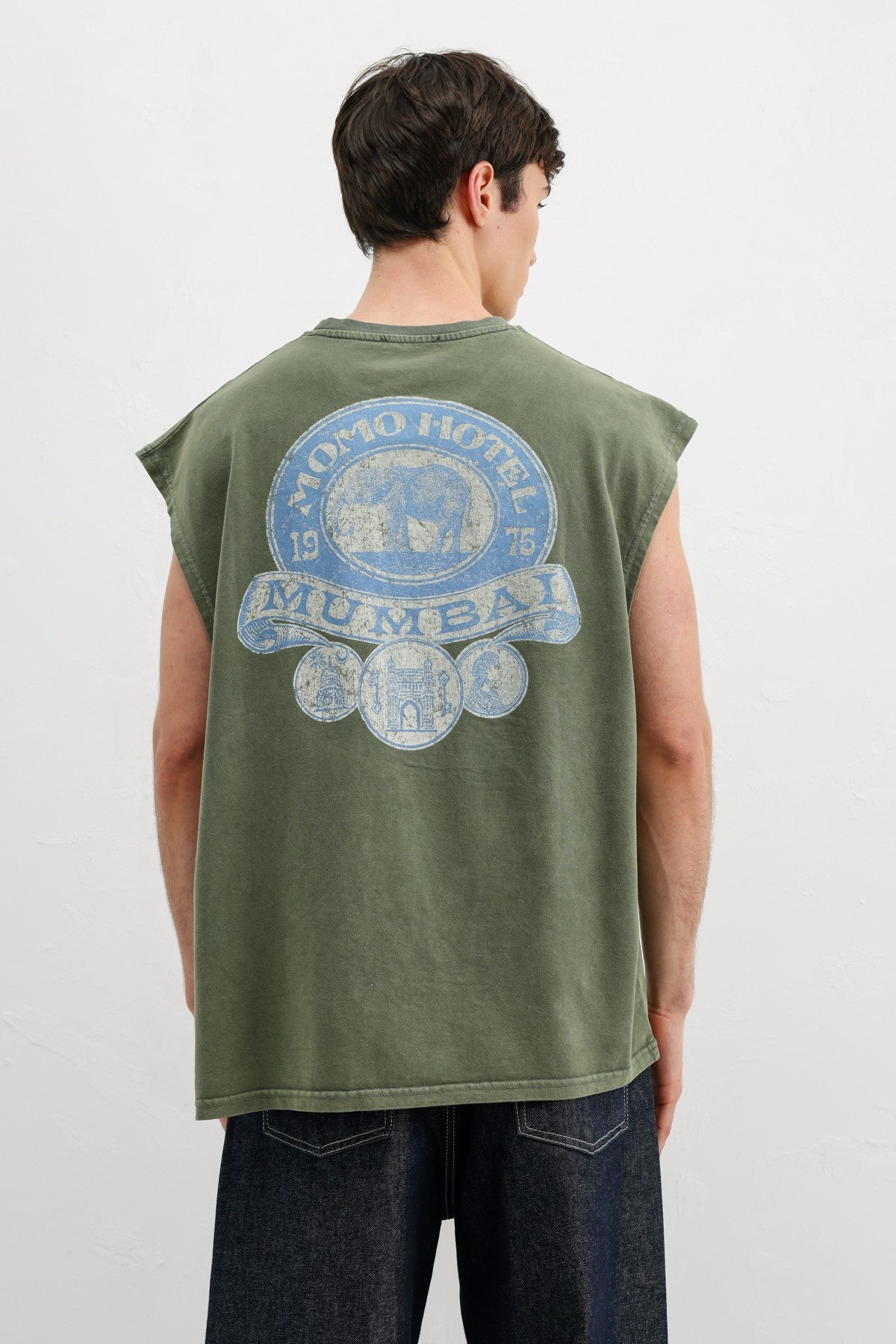 Printed Sleeveless Oversized T-Shirt