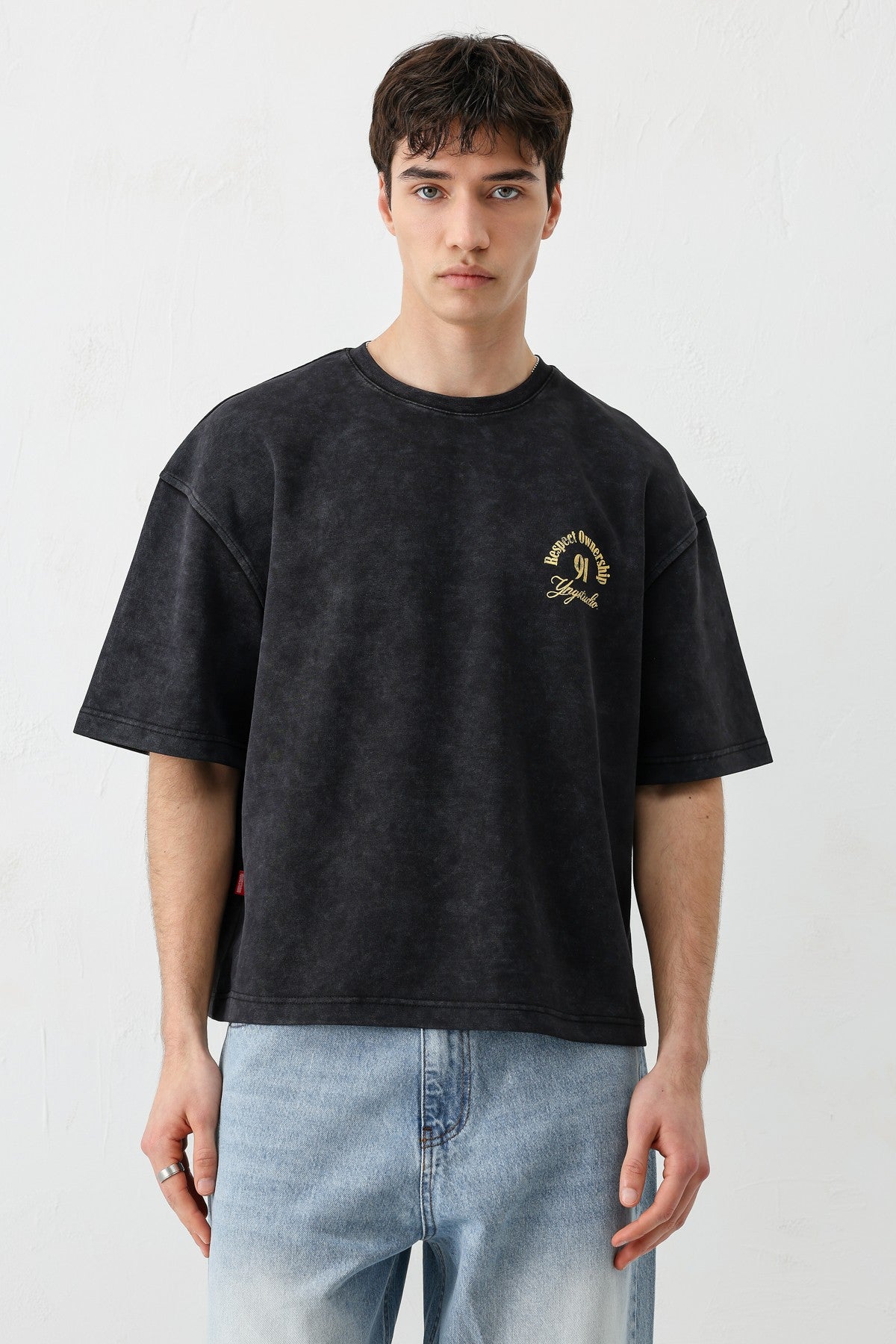 Short-Sleeved Boxy-Fit Printed T-Shirt, Black