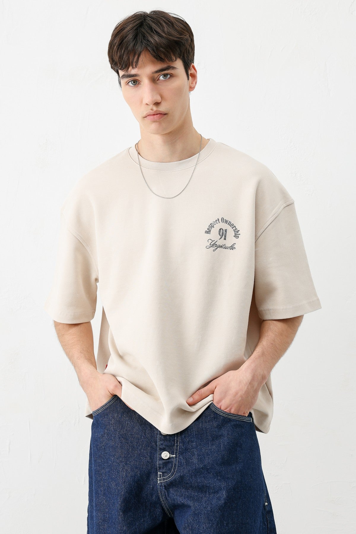 Short-Sleeved Boxy-Fit Printed T-Shirt