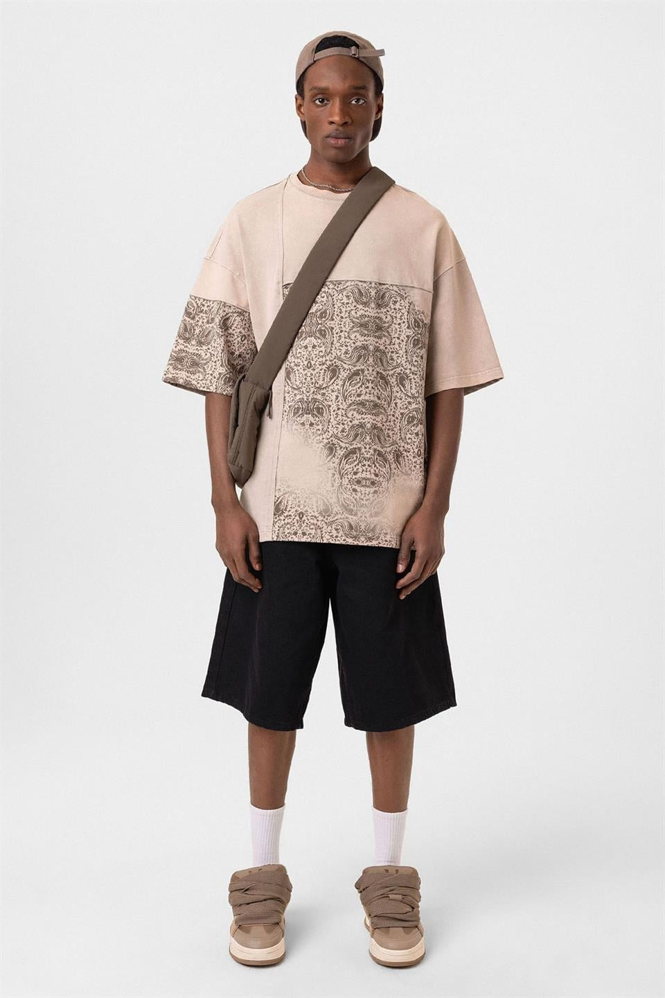 Oversized T-Shirt with Bike Neckline and Washable Collar