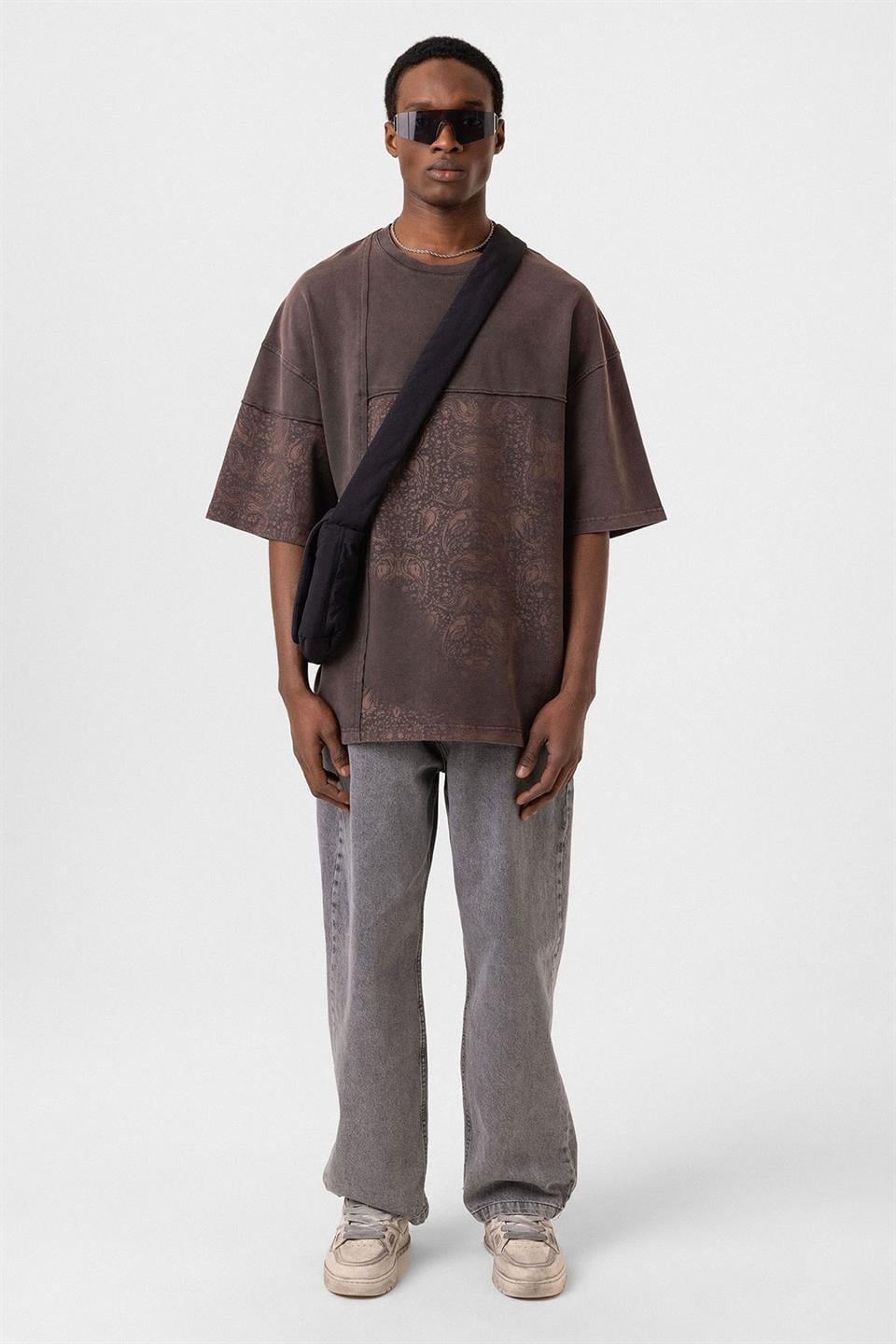 Oversized T-Shirt with Bike Neckline and Washable Collar
