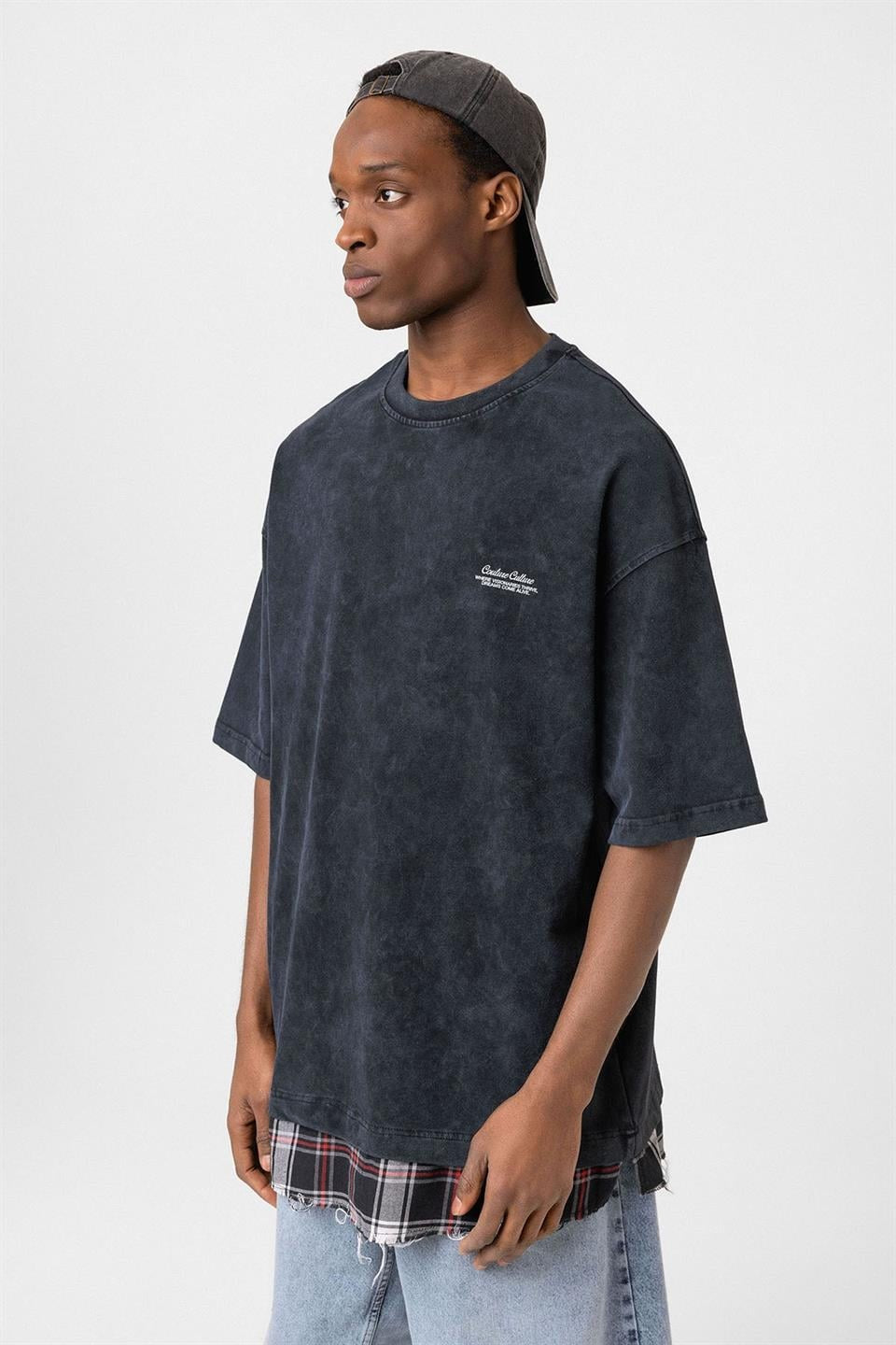 Oversized T-Shirt with Checkered Details and a Washed Look